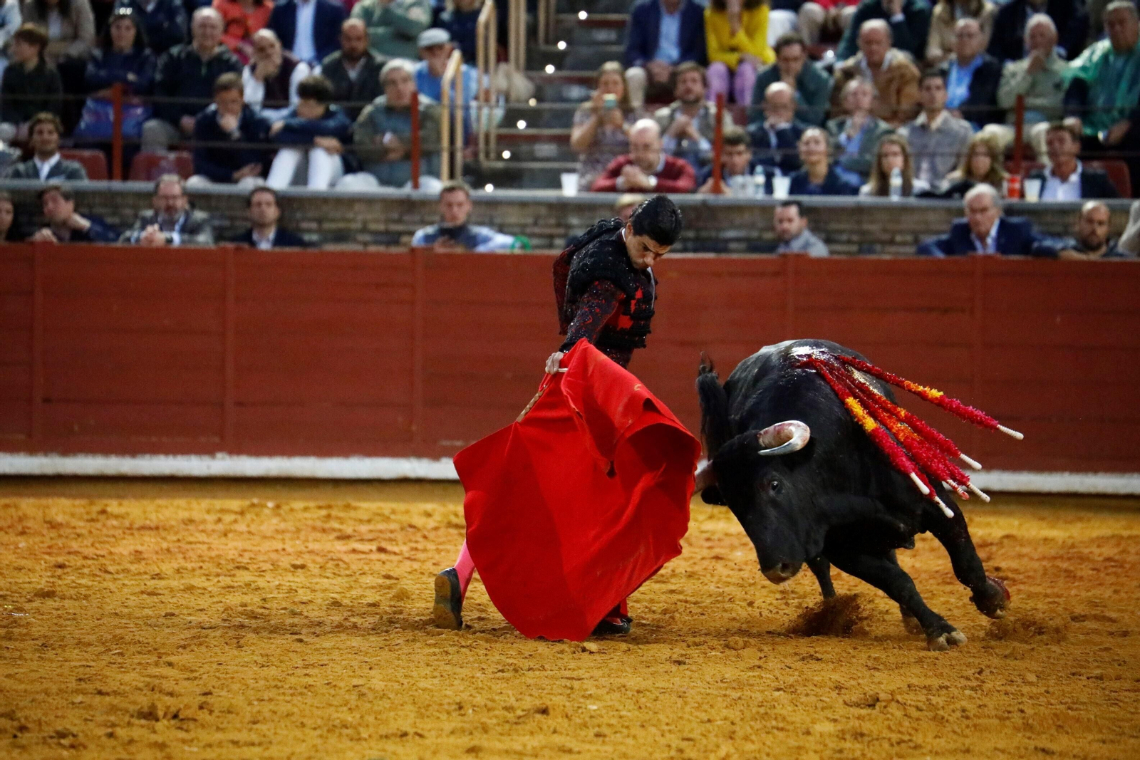 La última corrida de la Feria Taurina de Córdoba, en imágenes