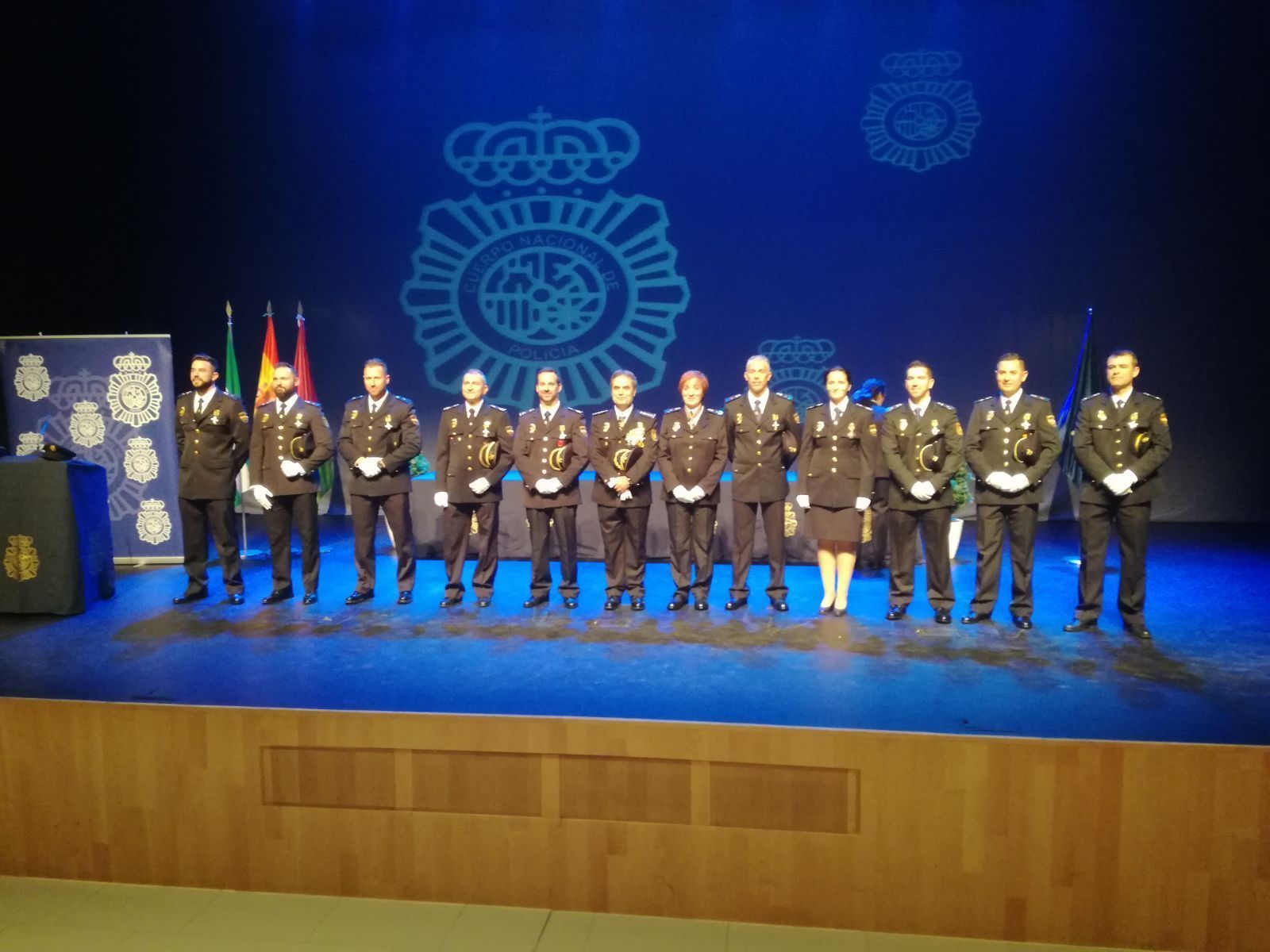 "El uniforme  se cuelga, pero el policía se lleva dentro"