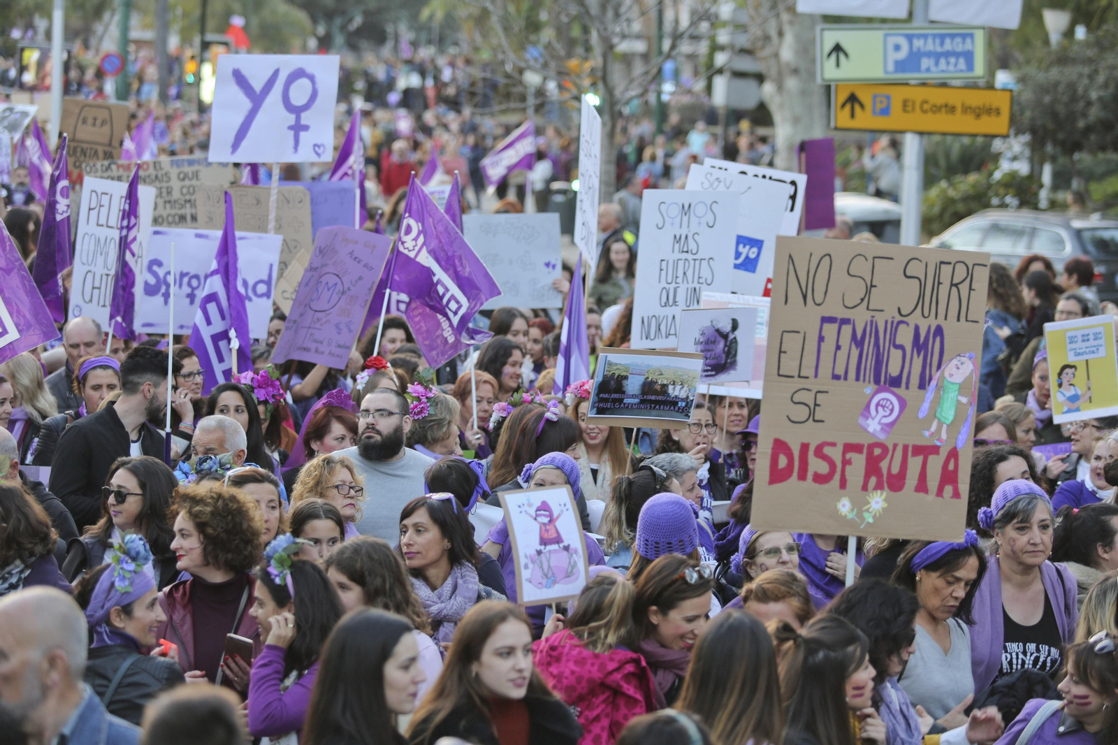Las imágenes de la manifestación del Día de la Mujer en Málaga