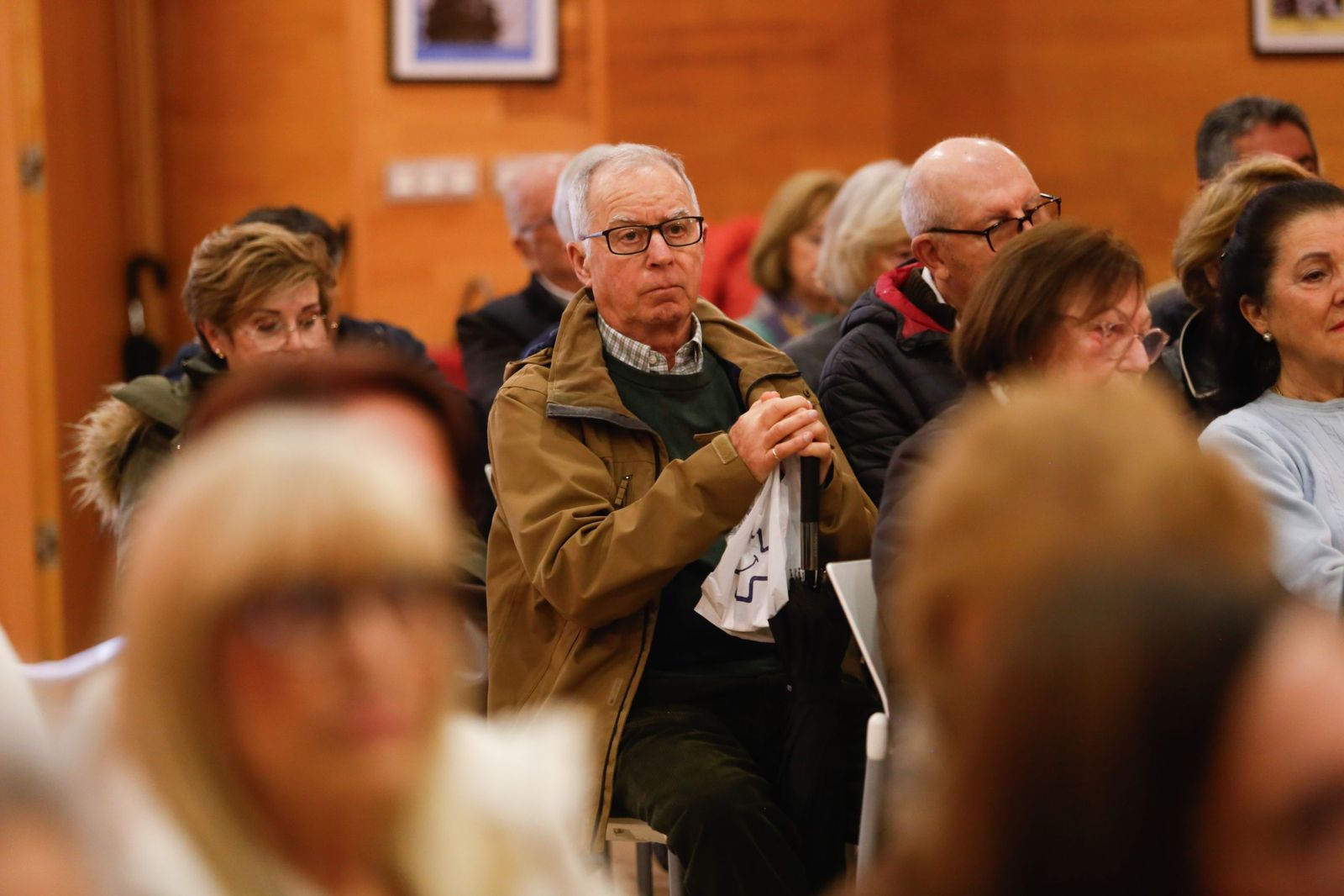 Conferencia del padre Pedro Gómez sobre Jesús de Nazaret, en imágenes