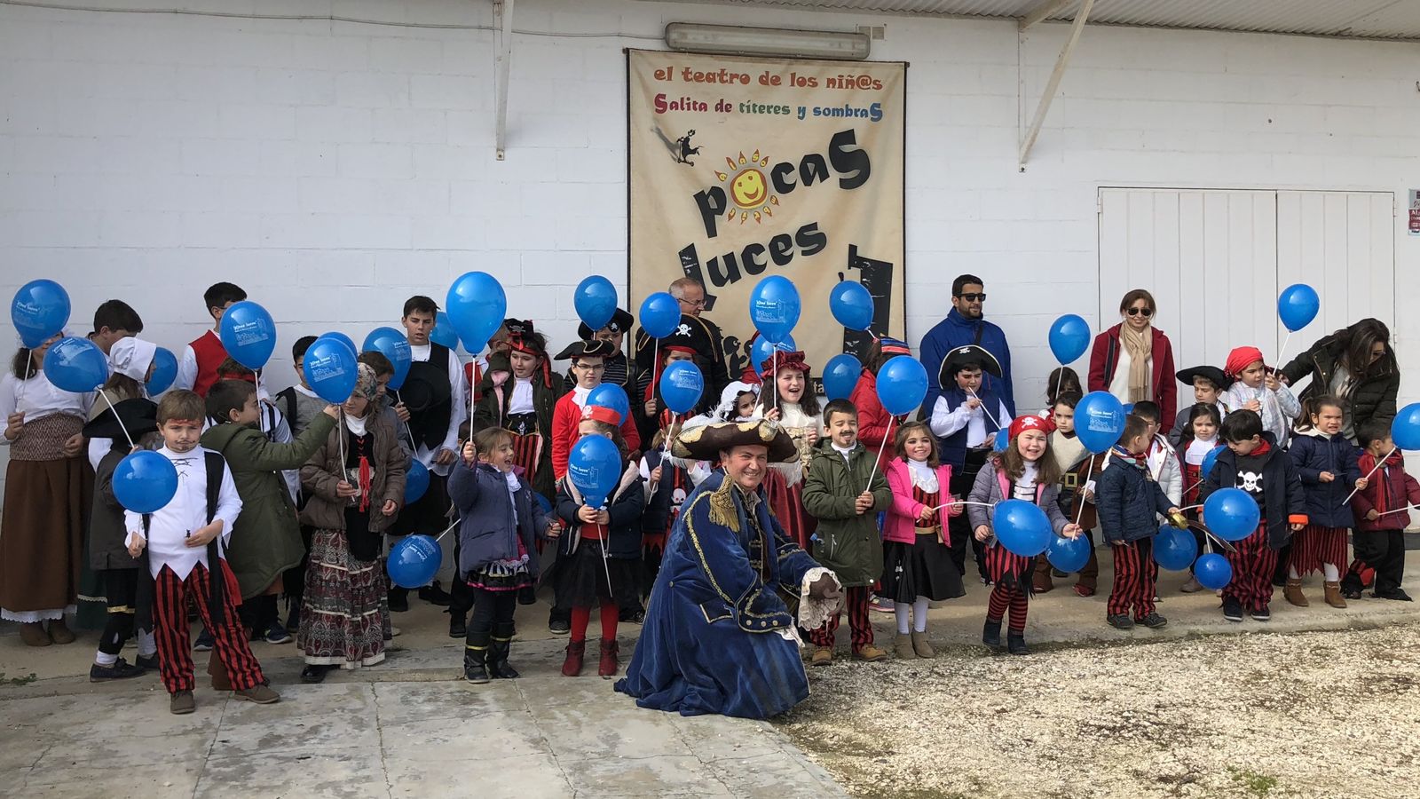 Salita de Pocas Luces de la compañía A la Sombrita.