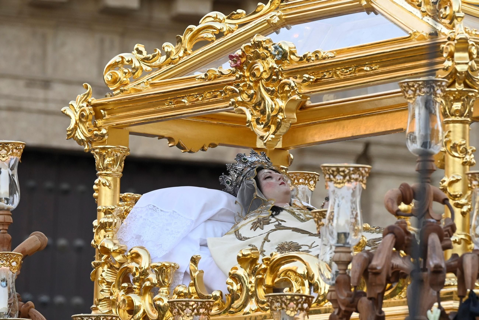 La procesión de la Virgen de Acá, en imágenes