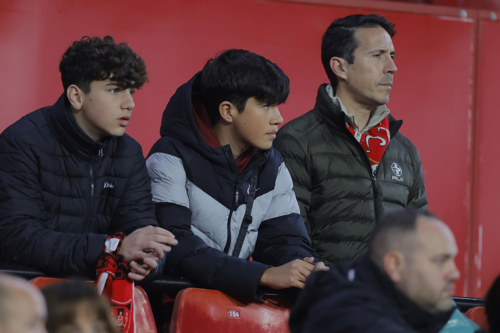 Búscate en las fotos del Sevilla-Alavés