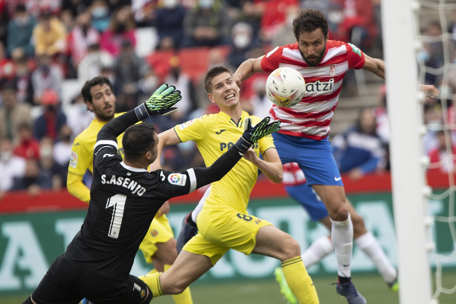 El Granada CF-Villarreal, en imágenes.