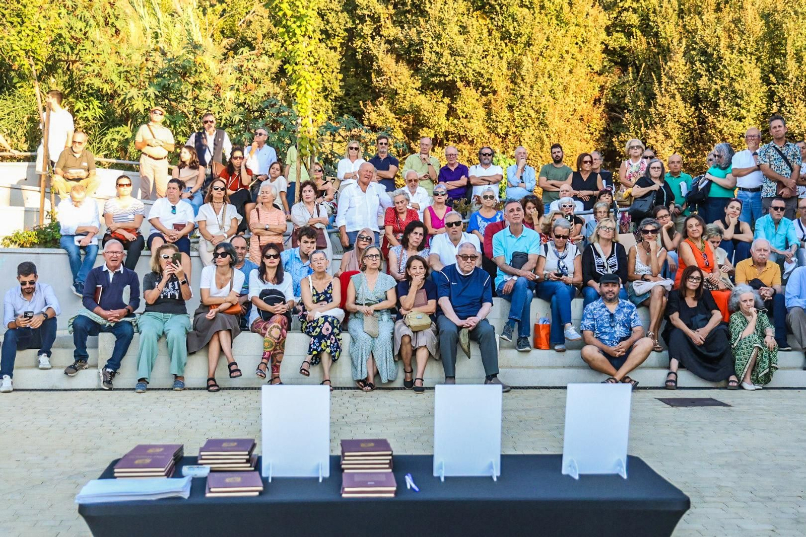 Imágenes de la presentación del libro 'Cuentos desde la Fuente Vieja', de Juan Manuel Siesdedos, Juan Villa y Bernardo Romero