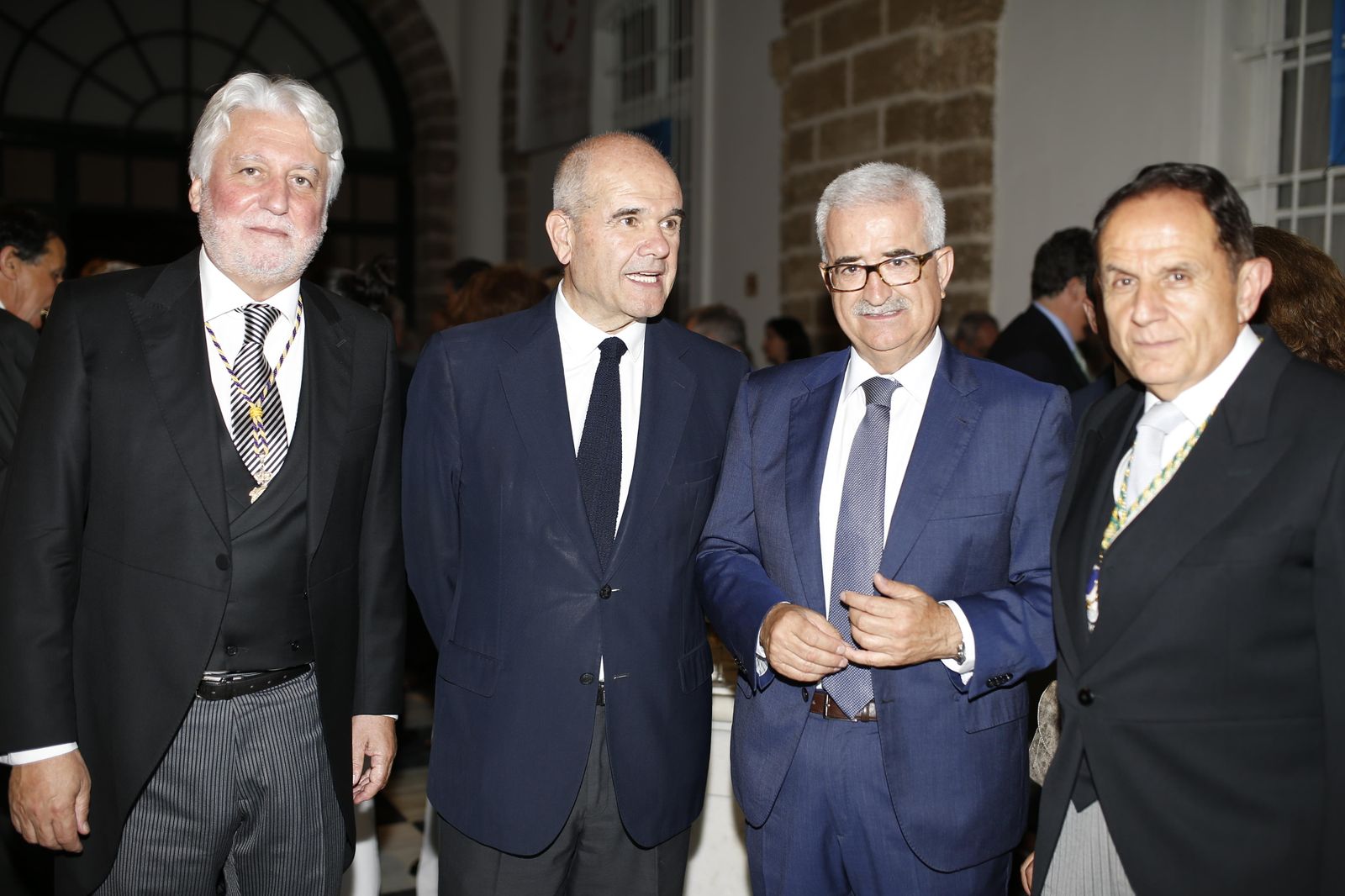 José Castiñeiras, Manuel Chaves, Manuel Jiménez Barrios y Antonio Pascual.