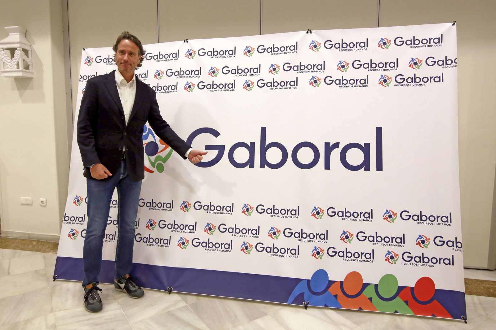 Gaboral organiza una conferencia de Víctor Küppers en Hotel Jerez