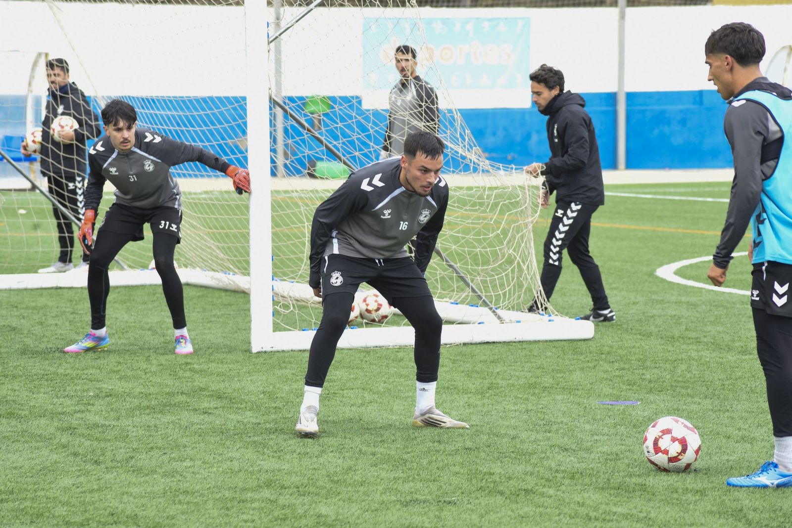 Las fotos del primer entrenamiento de Ángel Mancheño con la Balona