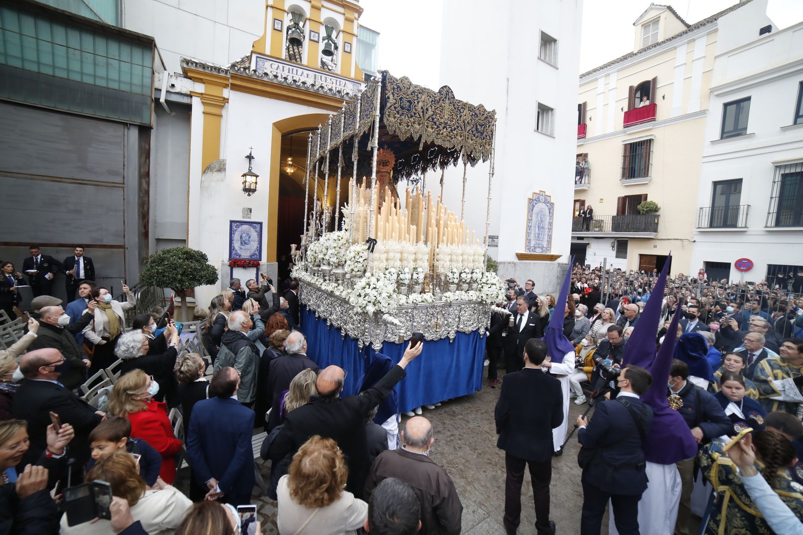 Fotos de Las Aguas el Lunes Santo en la Semana Santa de Sevilla
