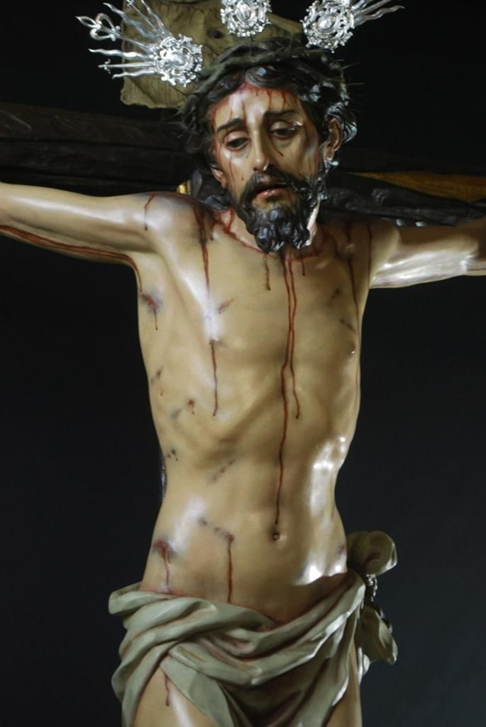 Crucificado de Darío Fernández.