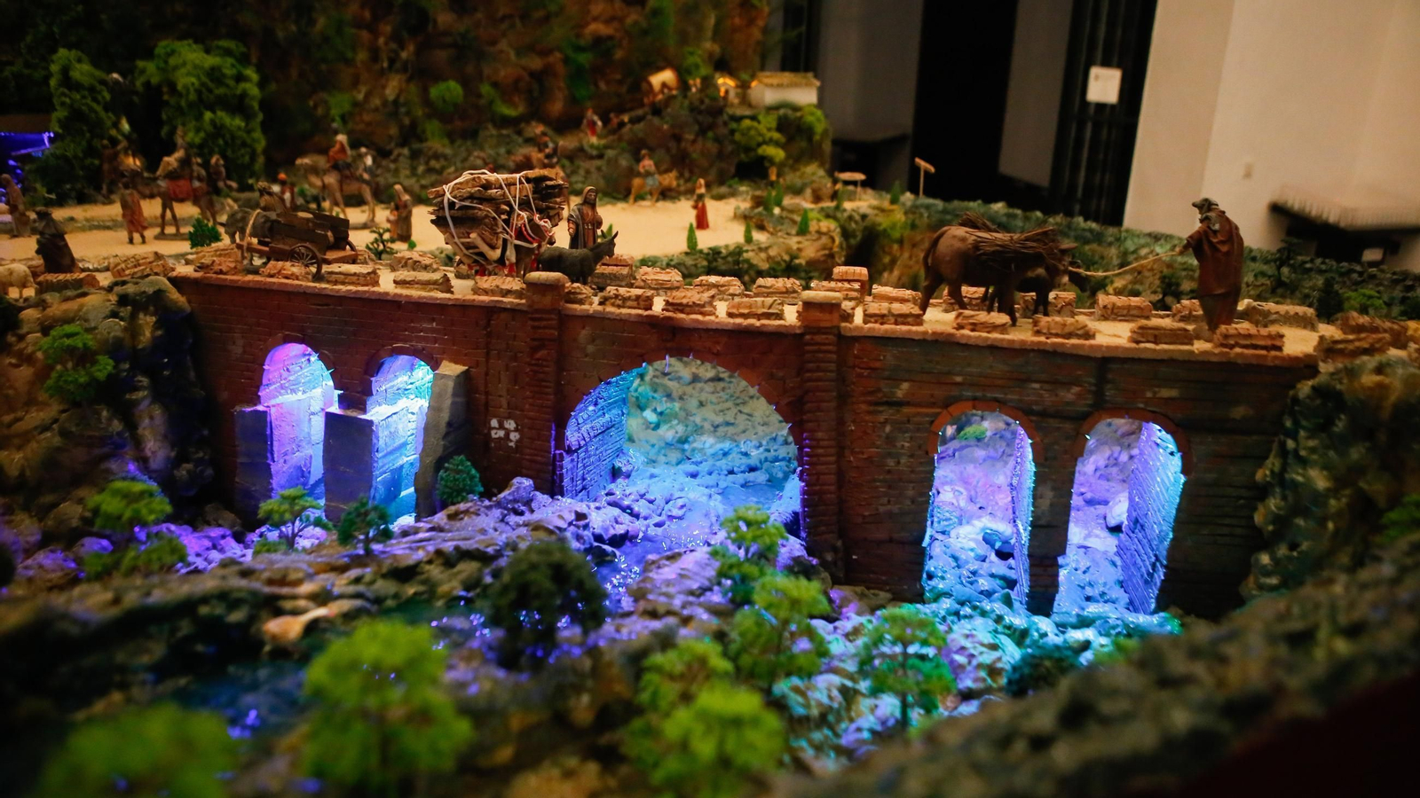 Fotos del belén inspirado en La Polvorilla de Los Barrios