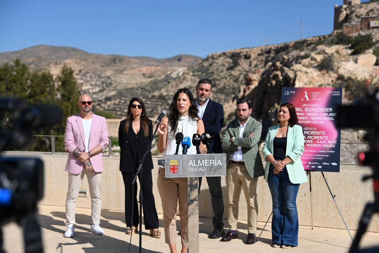 Acto de presentación de las actividades de AMAC que se celebra hoy sábado.