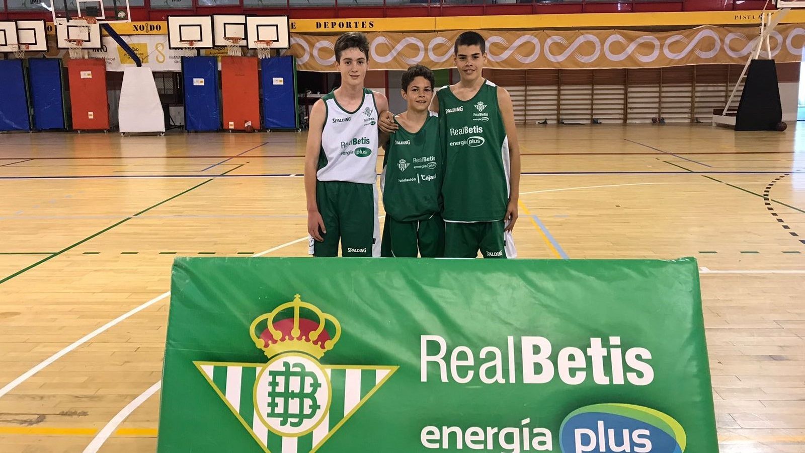 Rafael Romero, Álvaro Gallego y Diego Eslava, en Amate.