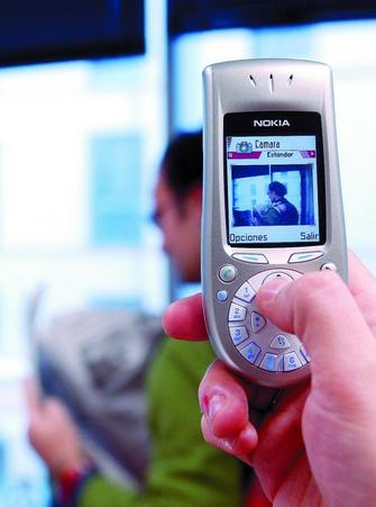 La telefonía móvil supera al número de habitantes en España.