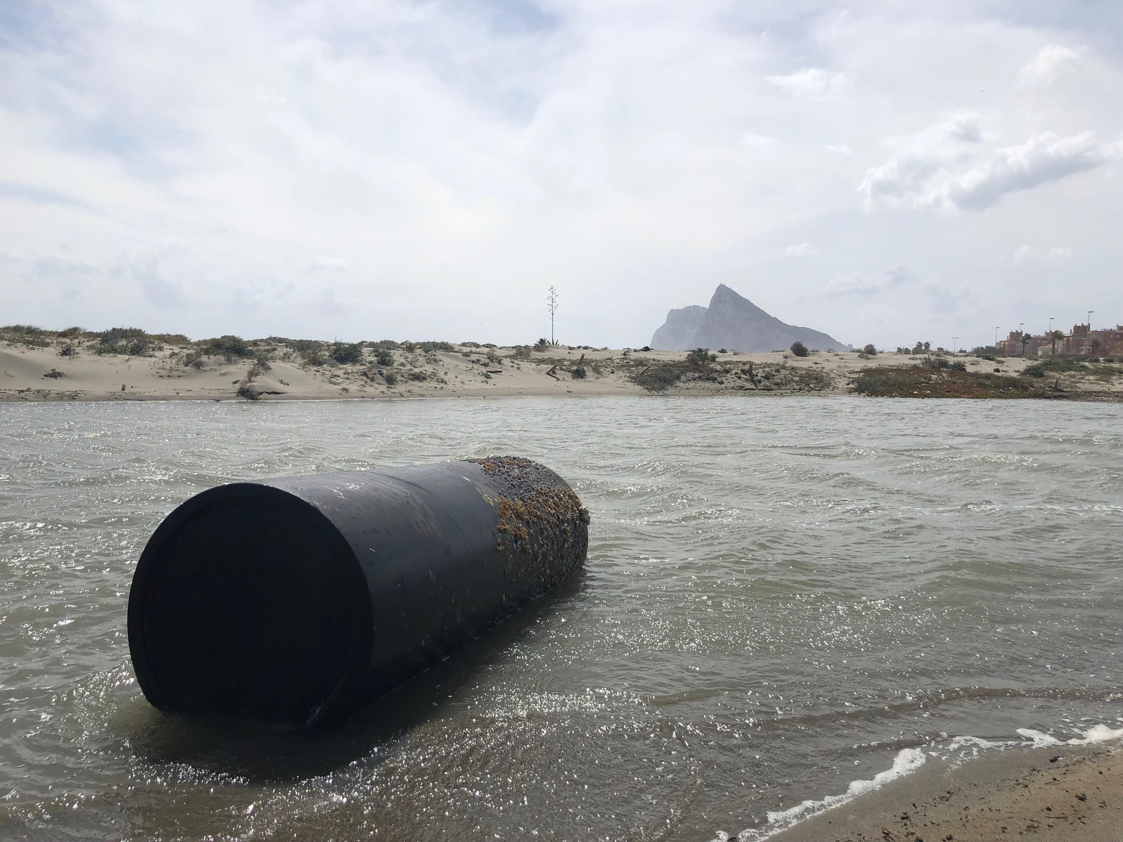 Los efectos del temporal de Levante en La Línea
