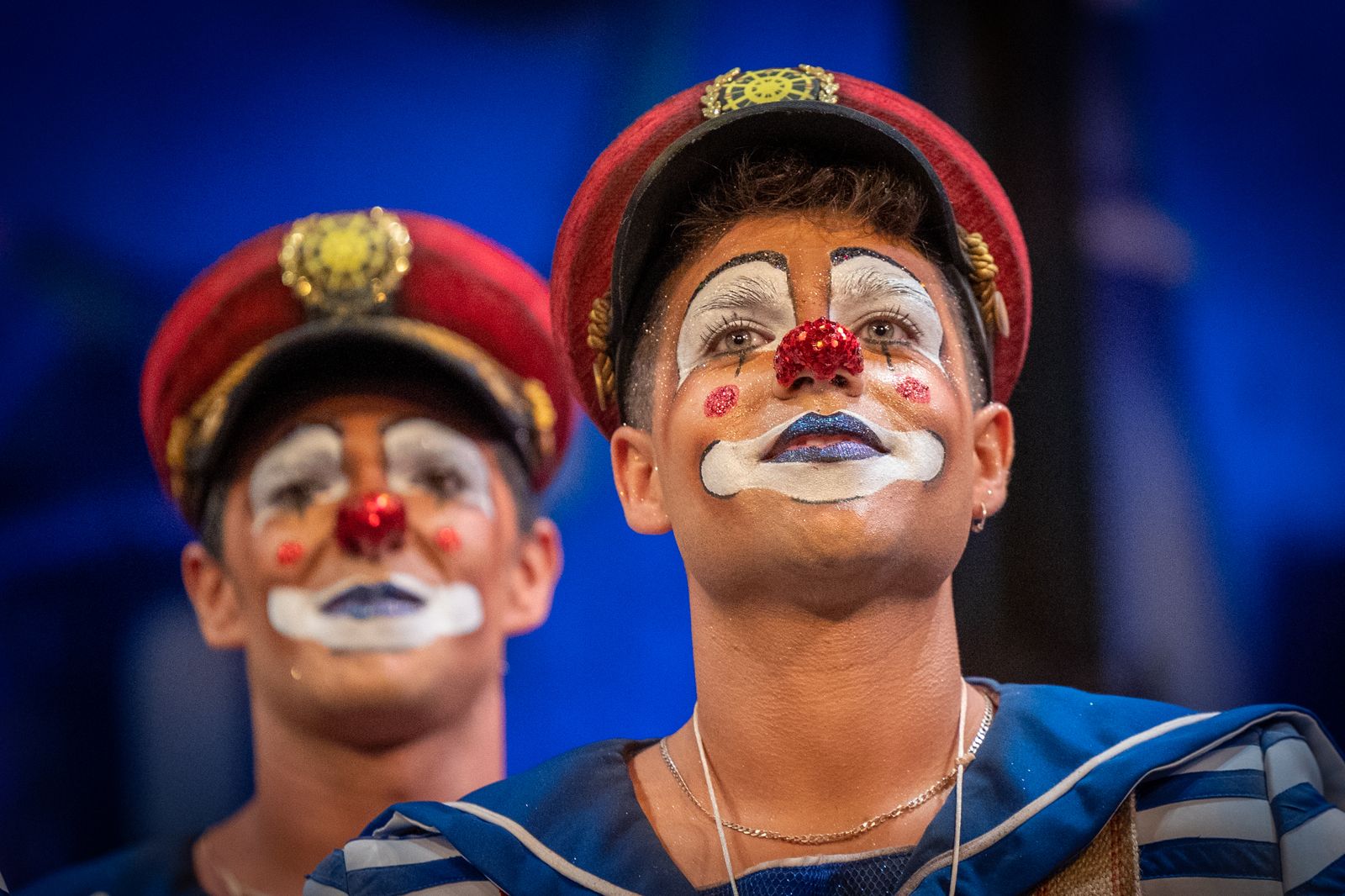 Comparsa Y seguimos cantando