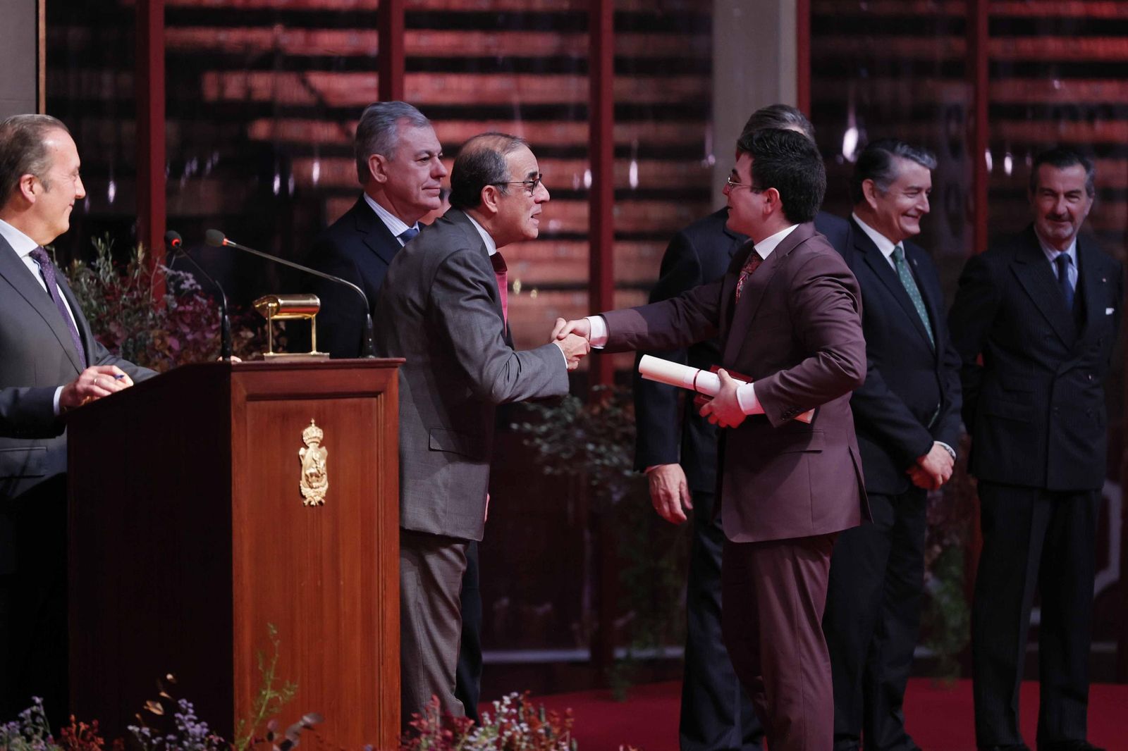 La Entrega de los premios taurinos y universitarios de la Real Maestranza en imágenes