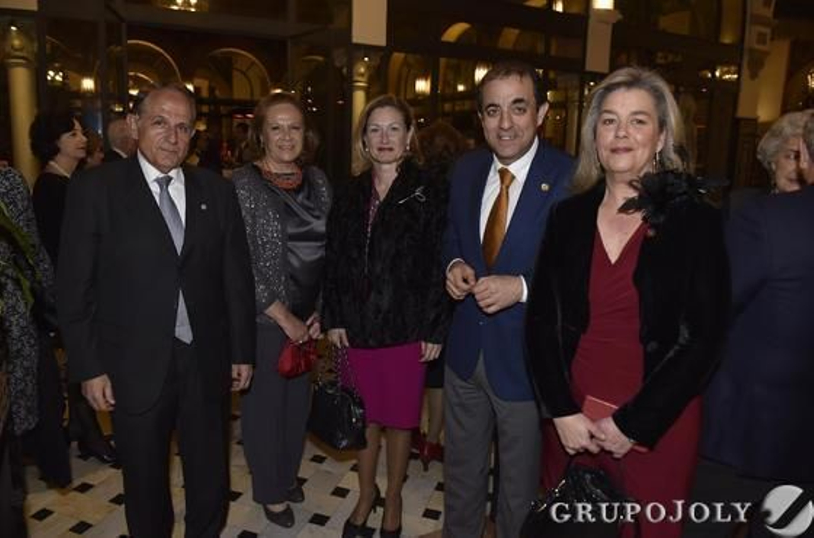 Antonio Pascual, Concha Yoldi, Cristina Horgue, el rector Miguel Ángel Castro y Elena Cano. / Reportaje gráfico: Antonio Pizarro / Juan Carlos Vázquez / Juan Carlos Muñoz / Belén Vargas