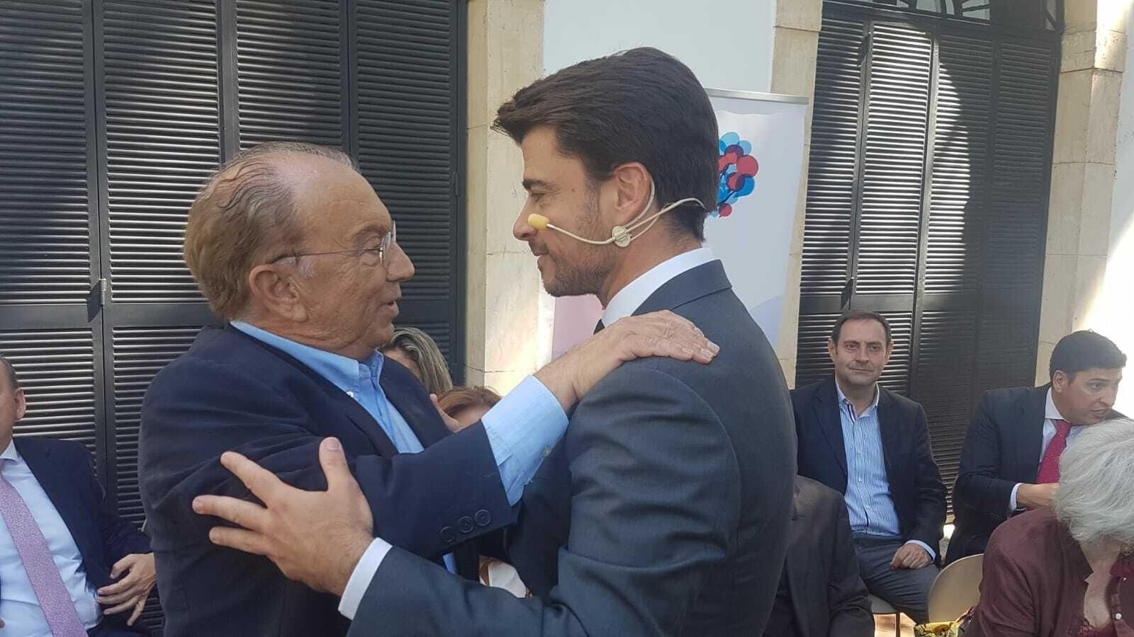 Beltrán Pérez con Eugenio Suárez Palomares