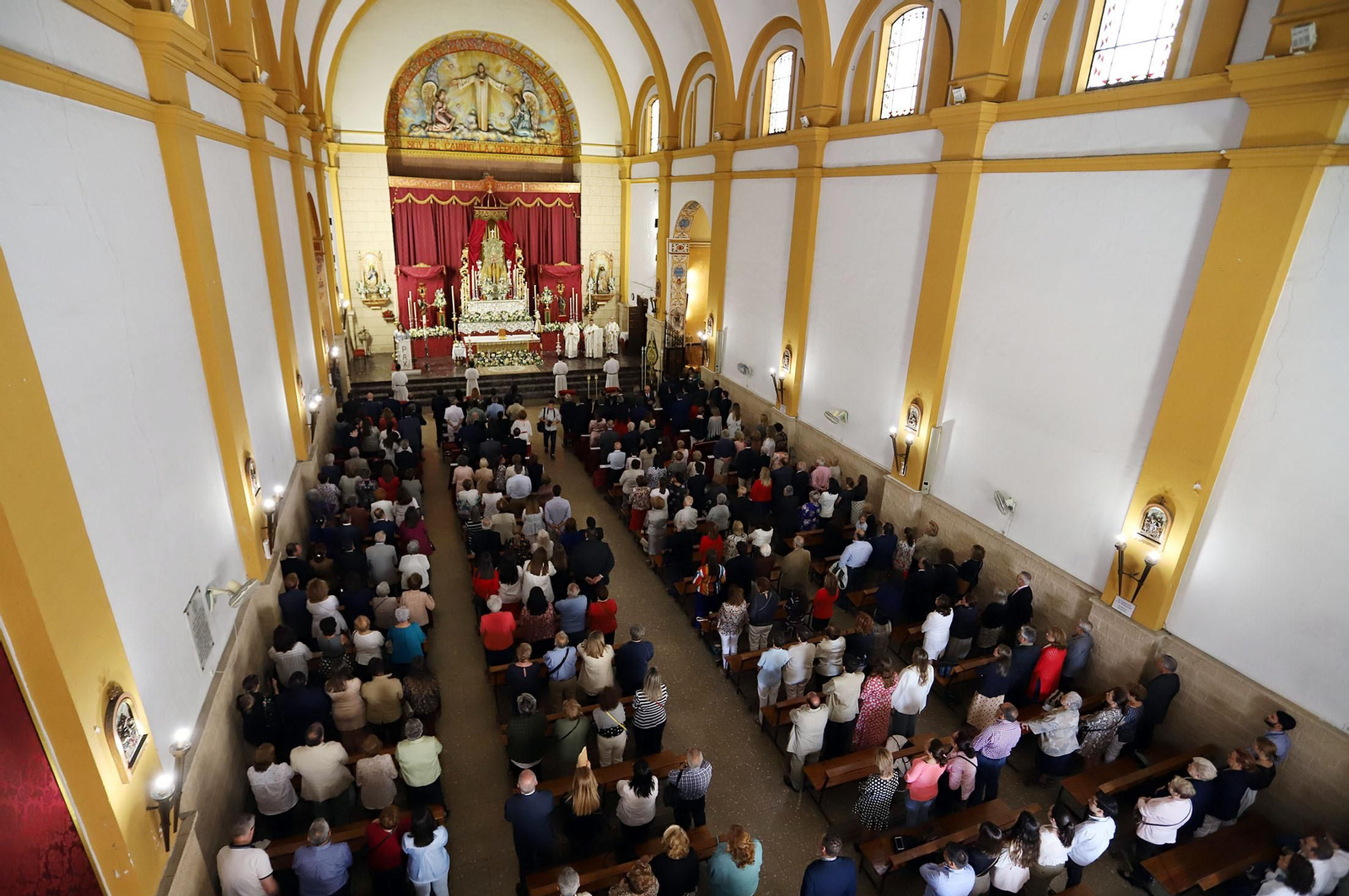 Imágenes de la función y traslado de la Hermandad del Rocío de Huelva
