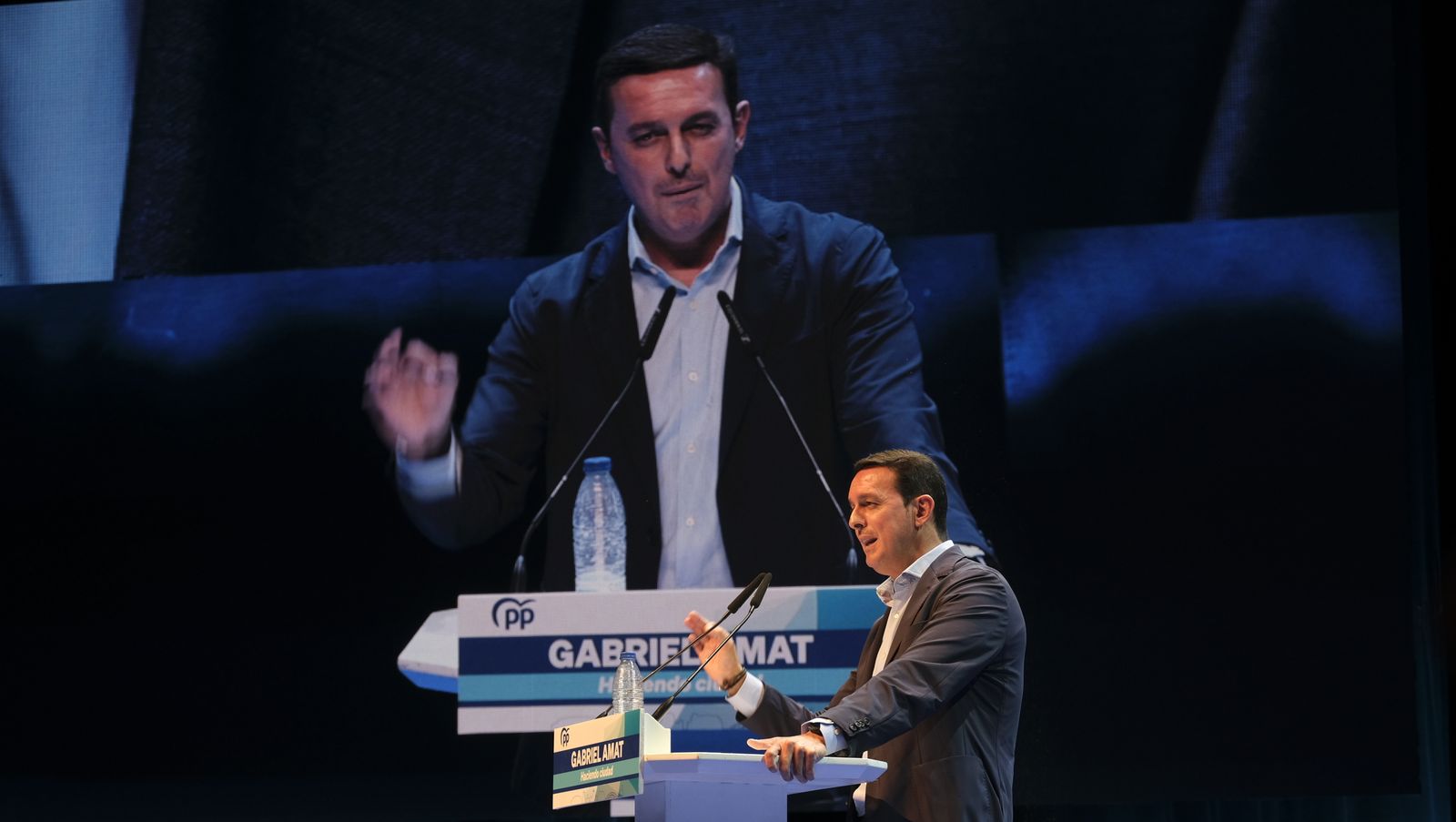Imágenes de Rajoy apoyando la candidatura de Gabriel Amat a la Alcaldía de Roquetas de Mar