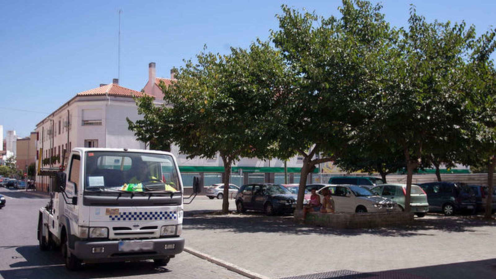Una grúa municipal.