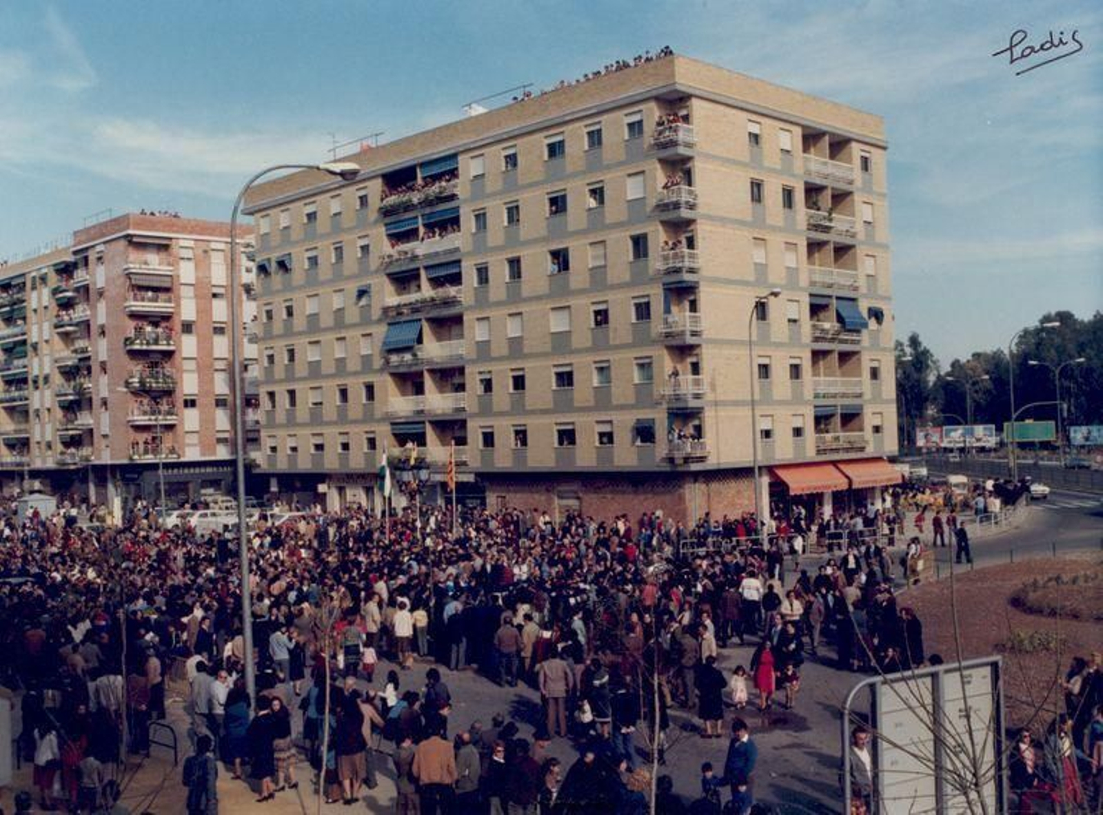 Recorrido fotográfico por los años de Julio Anguita como alcalde de Córdoba