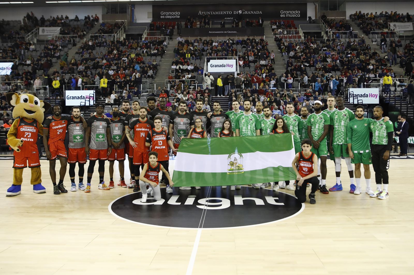 El derbi andaluz de la penúltima jornada puede ser determinante.
