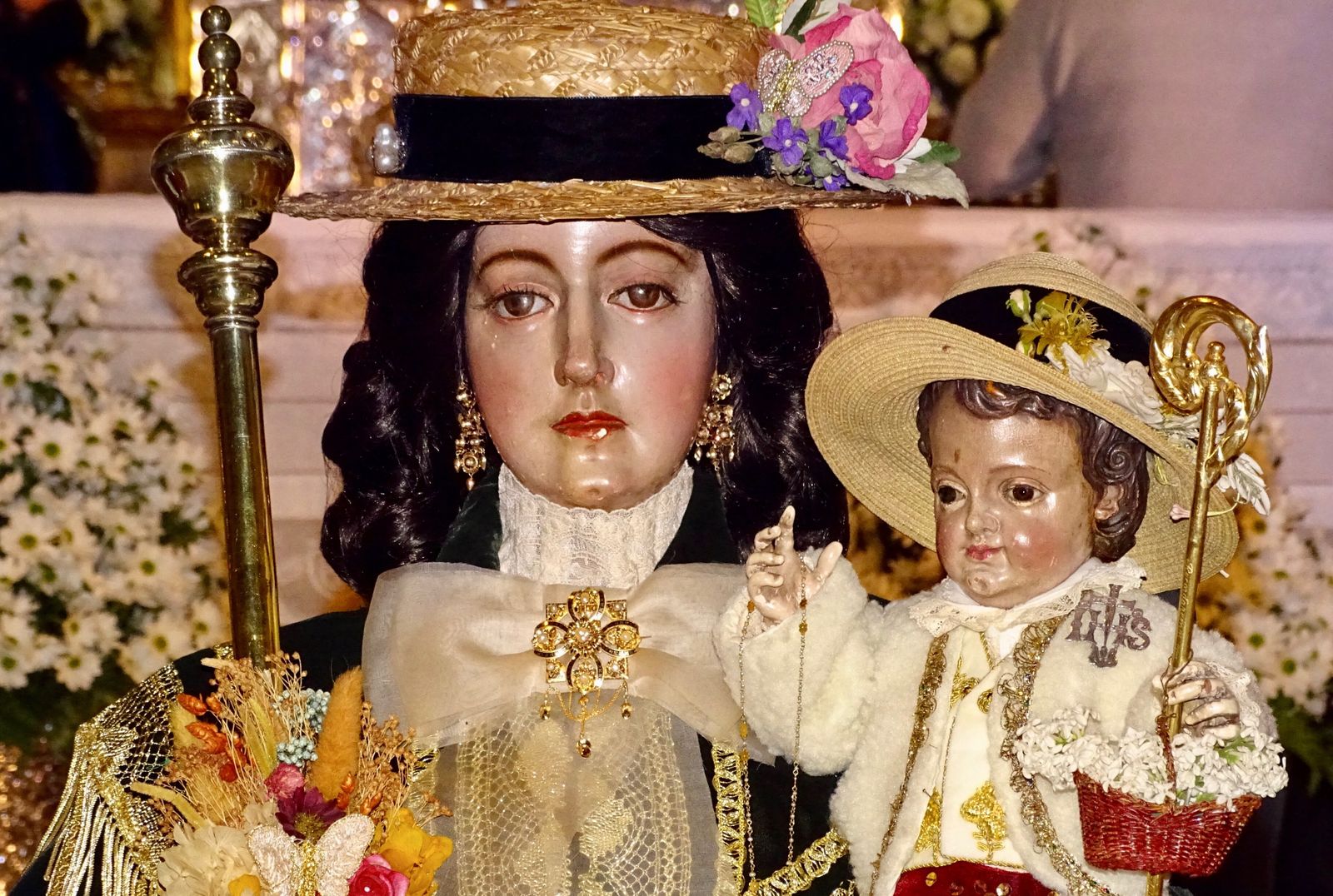 La Virgen de Araceli ha bajado este Domingo de Resurrección a Lucena.