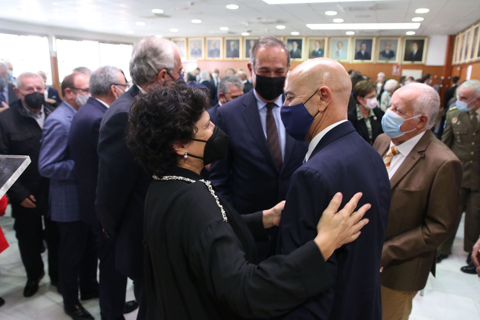 Fotogalería de la Medalla de Oro al Mérito Cameral a D. Diego Martínez Cano
