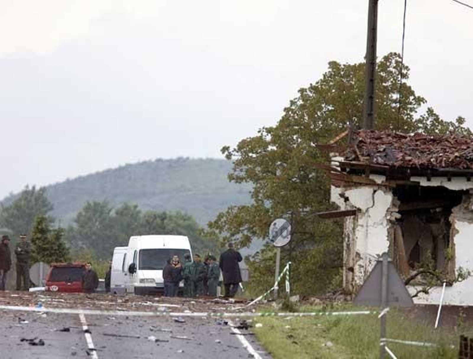 "Escarbamos a mano y oír a un herido nos animó"