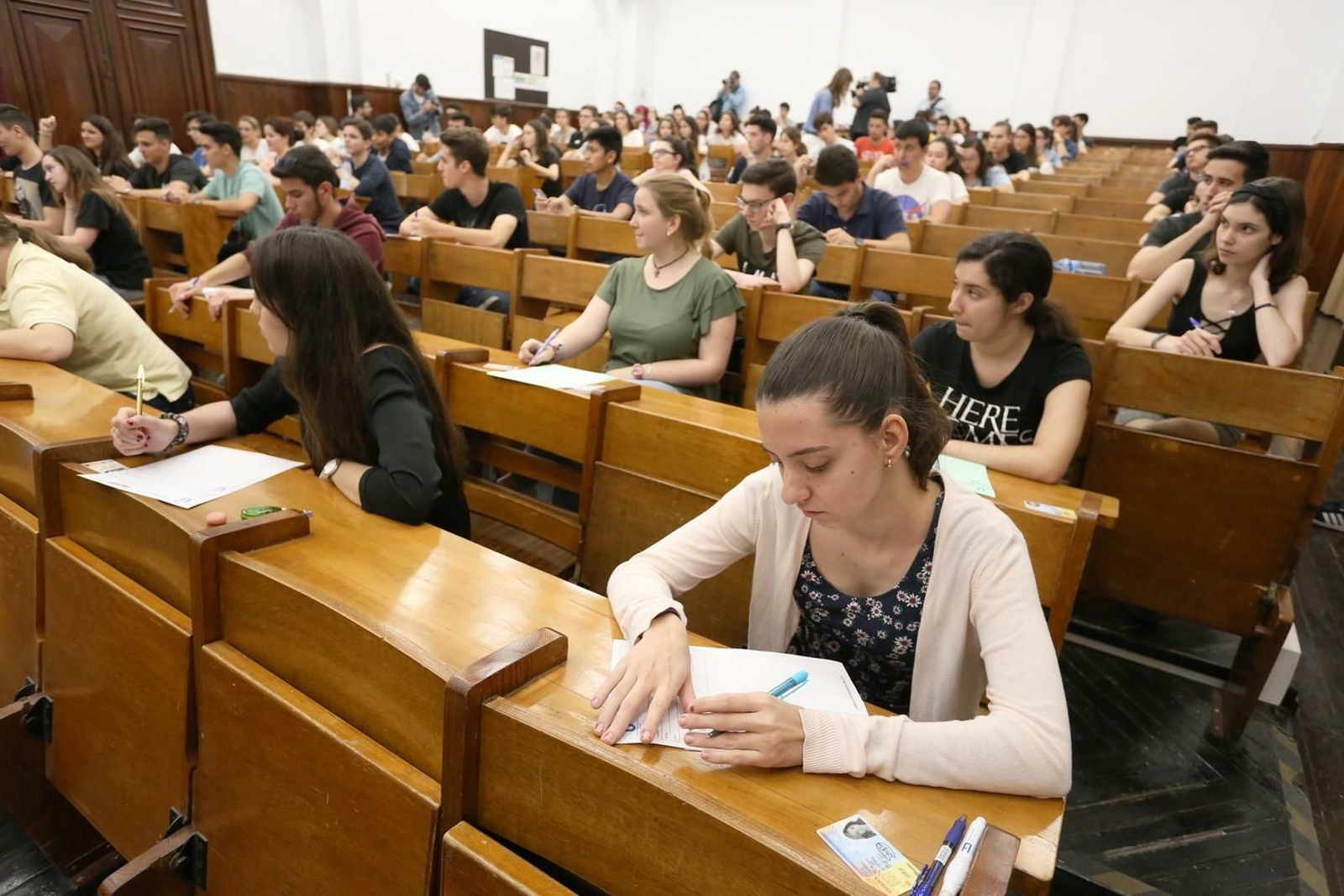 Examen de Selectividad en una edición pasada en la Universidad de Sevilla