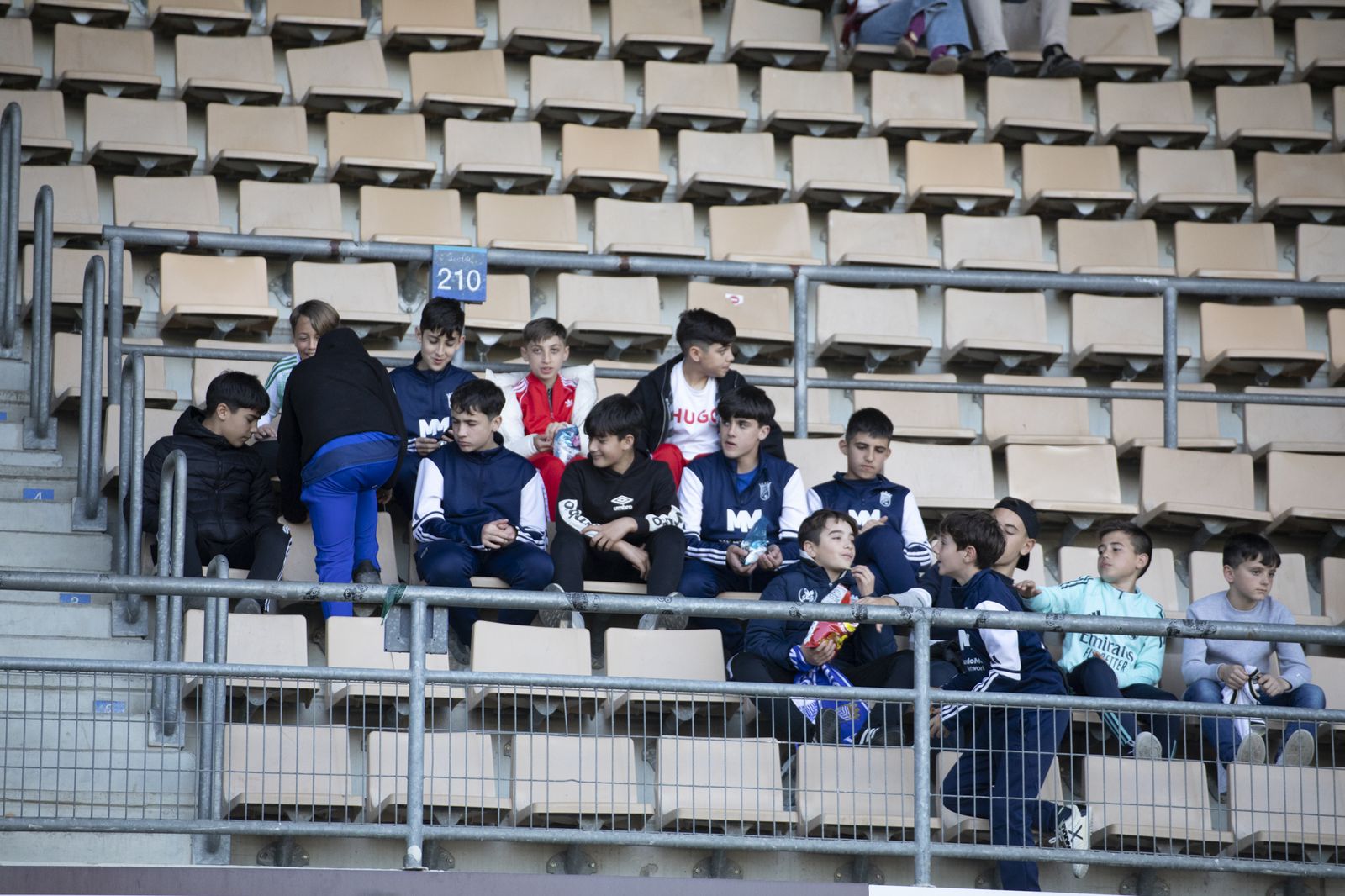 Búscate en el Xerez CD-Yeclano en Chapín