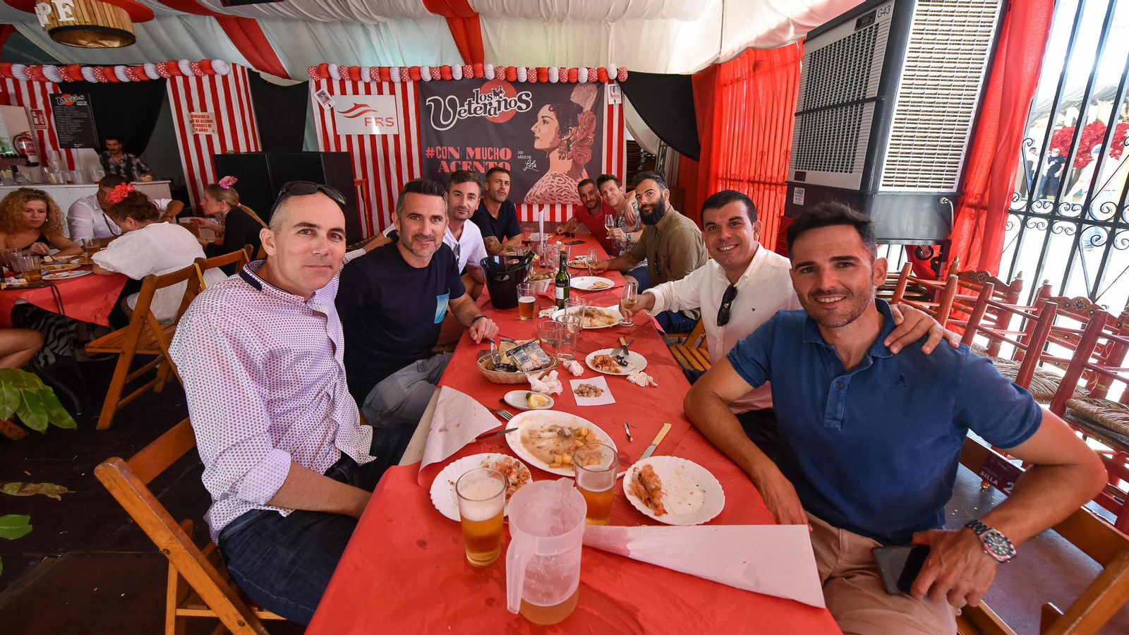 Búscate en las fotos del viernes en la Feria Real de Algeciras