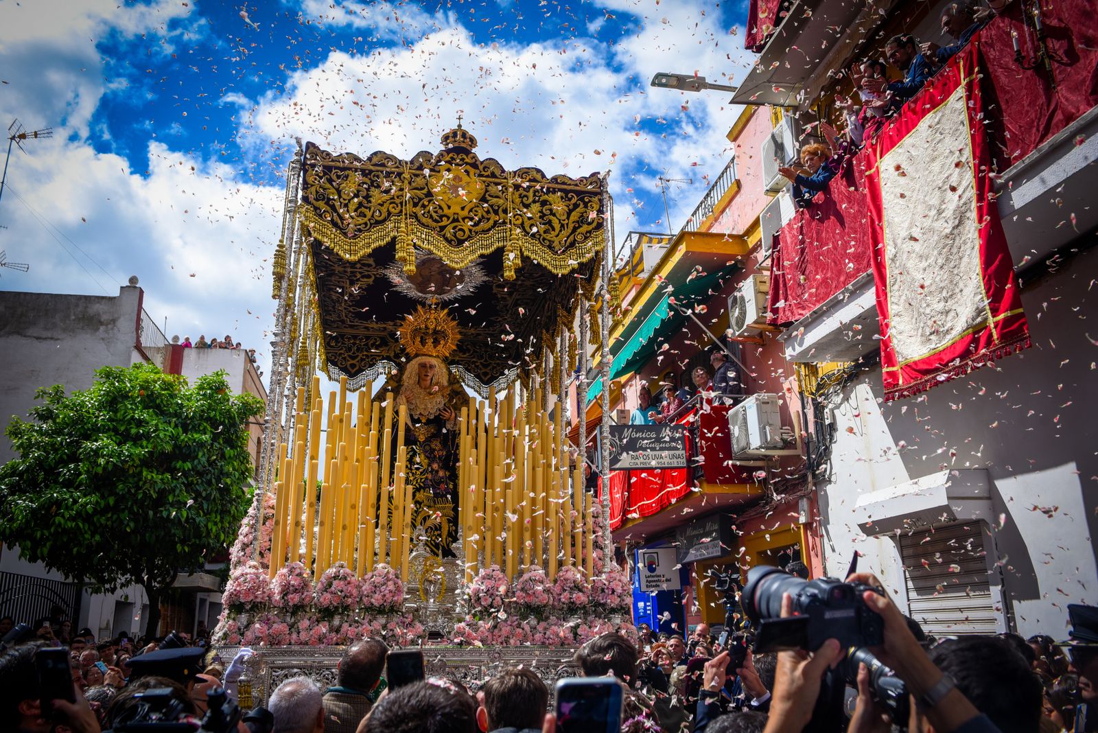 Las imágenes de la Hermandad de El Cerro en la Semana Santa de Sevilla 2024