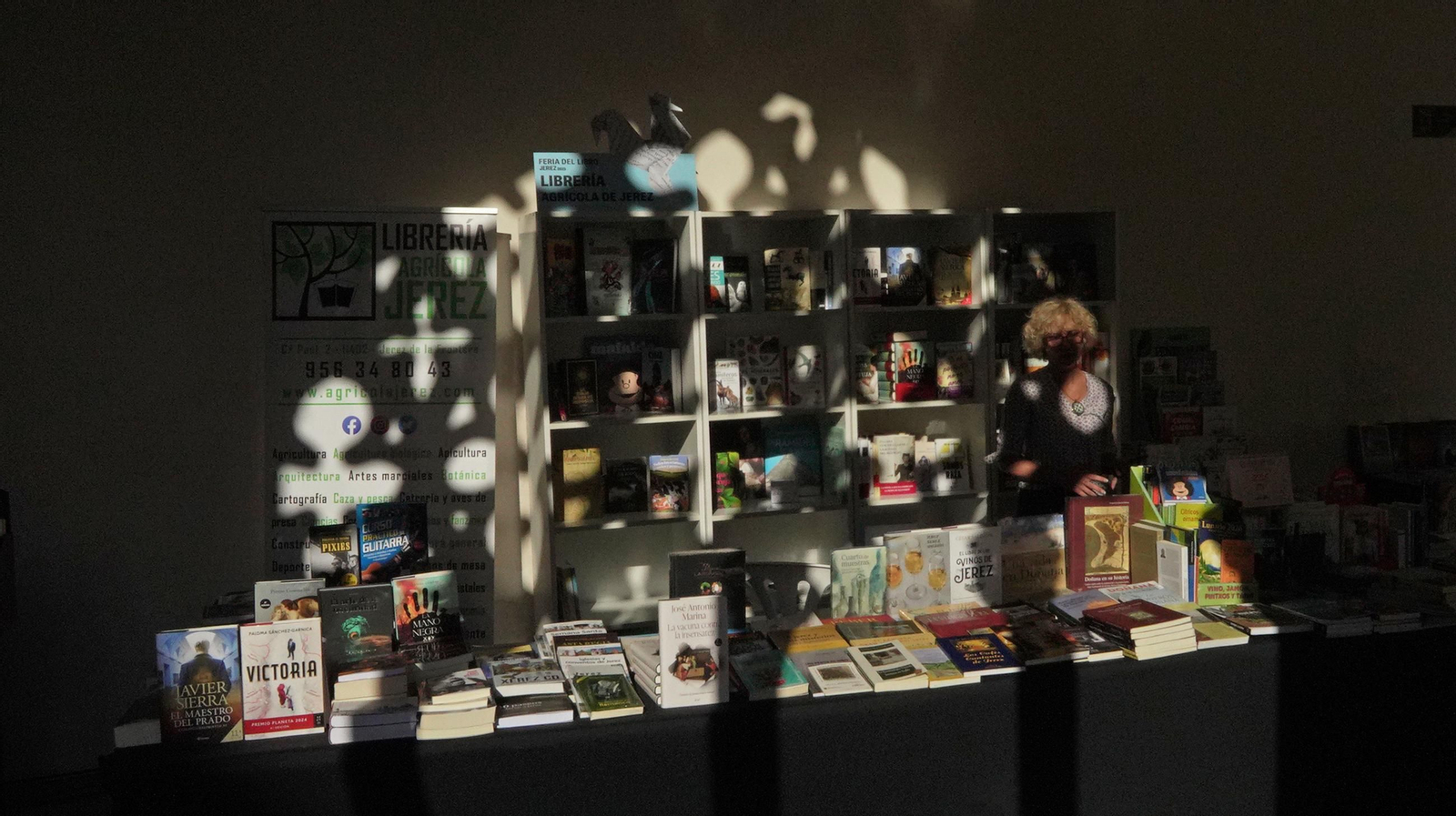 Imágenes de la inauguración de la Feria del Libro de Jerez 2025