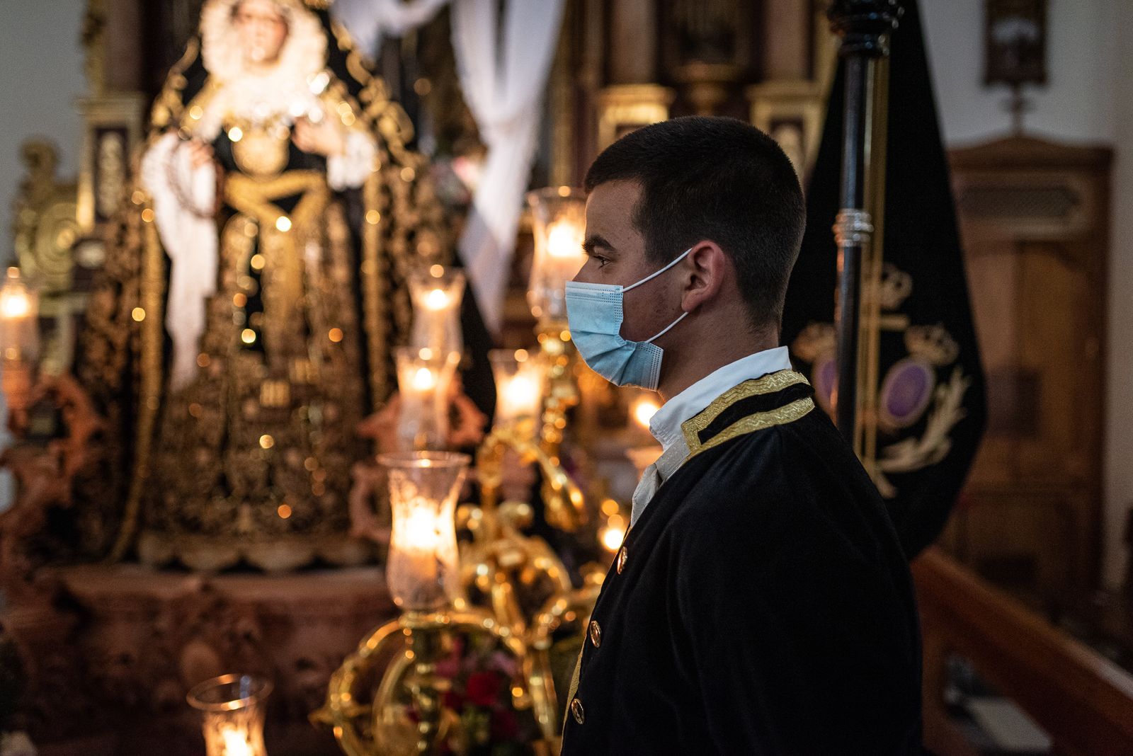 Jueves Santo: Imágenes de las Hermandades del Nazareno y Oración en el Huerto