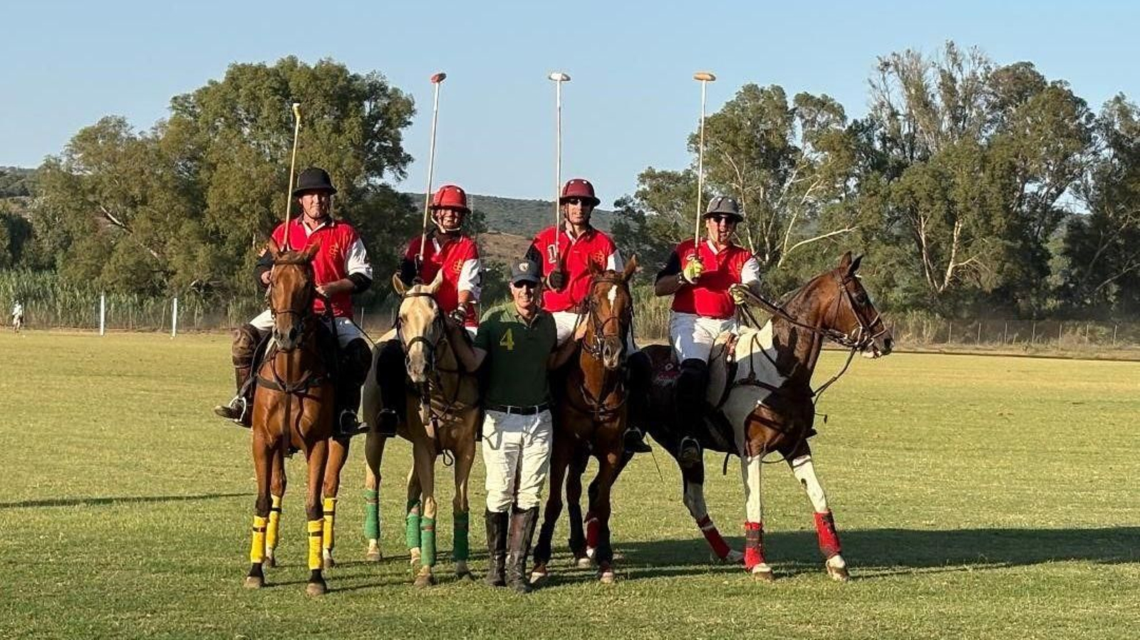 Los polistas Roger Domecq, Enrique Barroso, Lolo Cornejo, Luz Martel y Germán Domecq.