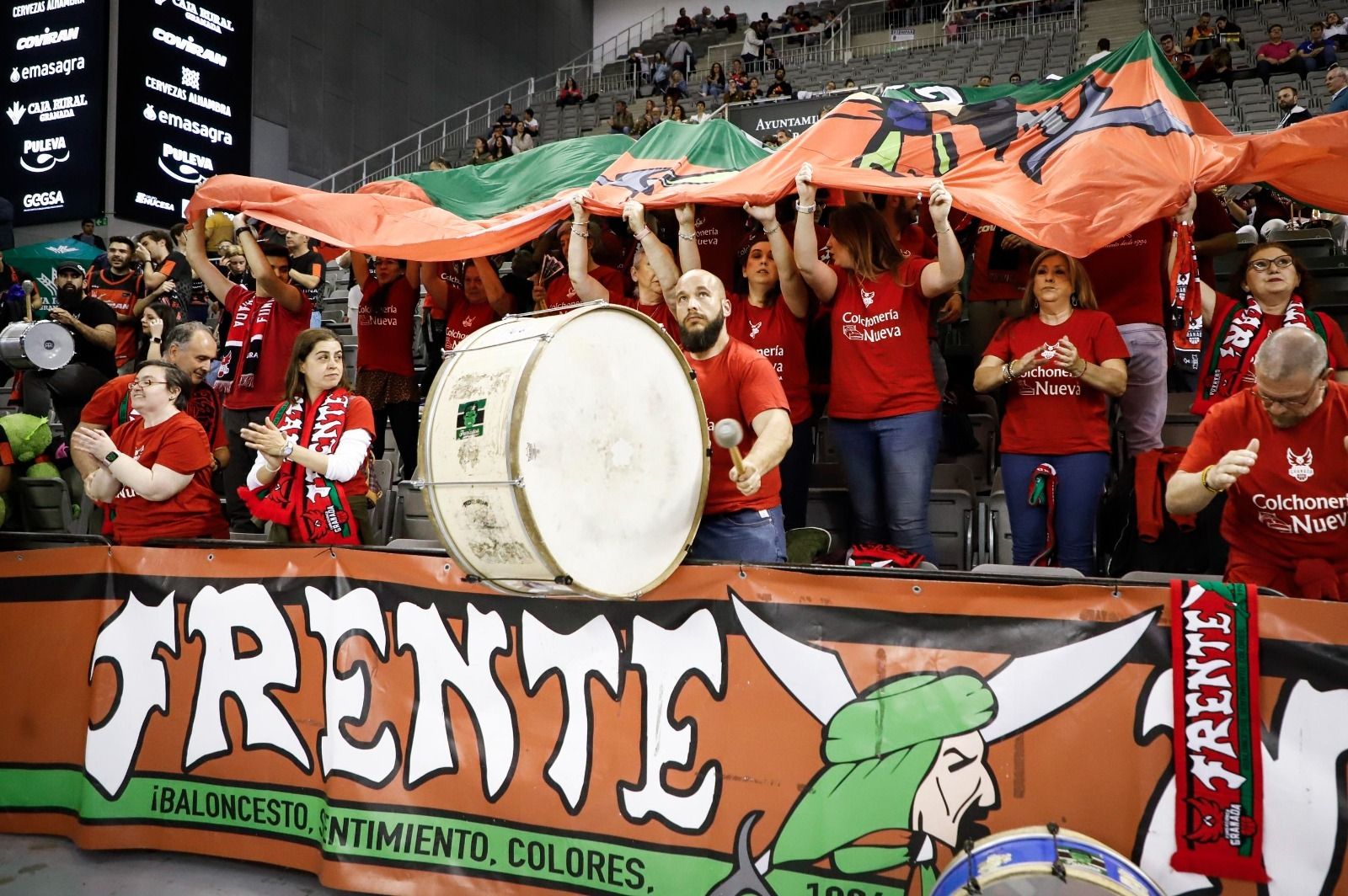 Encuéntrate en la grada en el Covirán Granada - UCAM Murcia