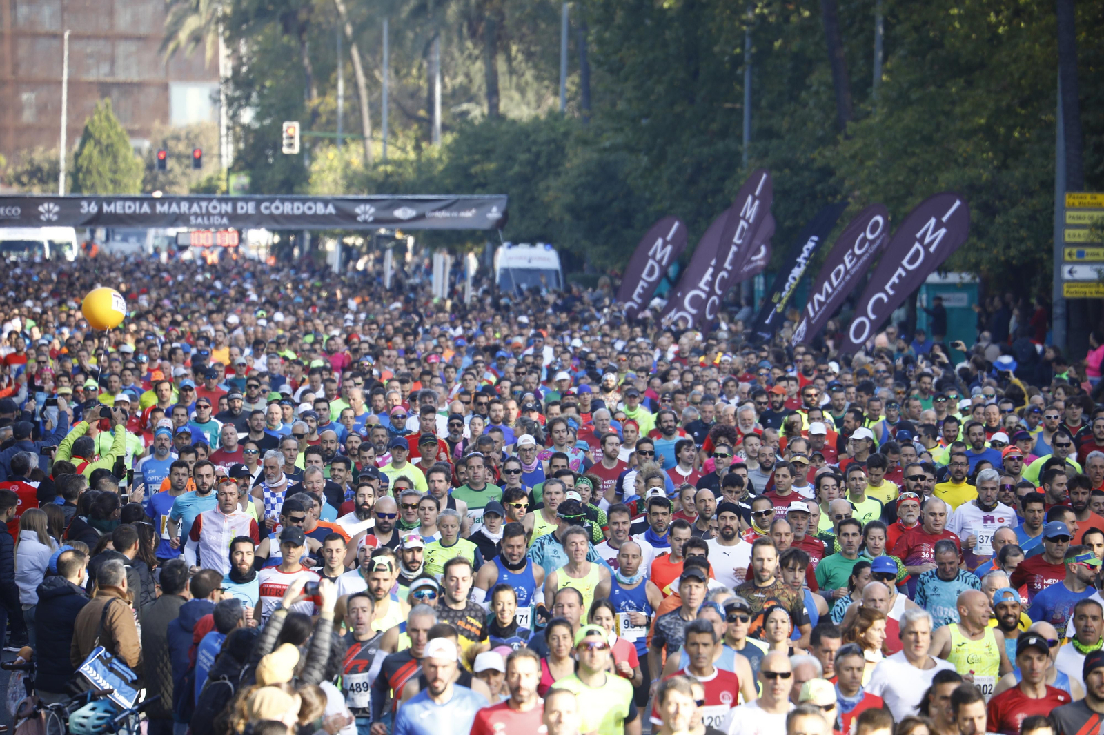 Las imágenes de la salida de la 36 Media Maratón de Córdoba