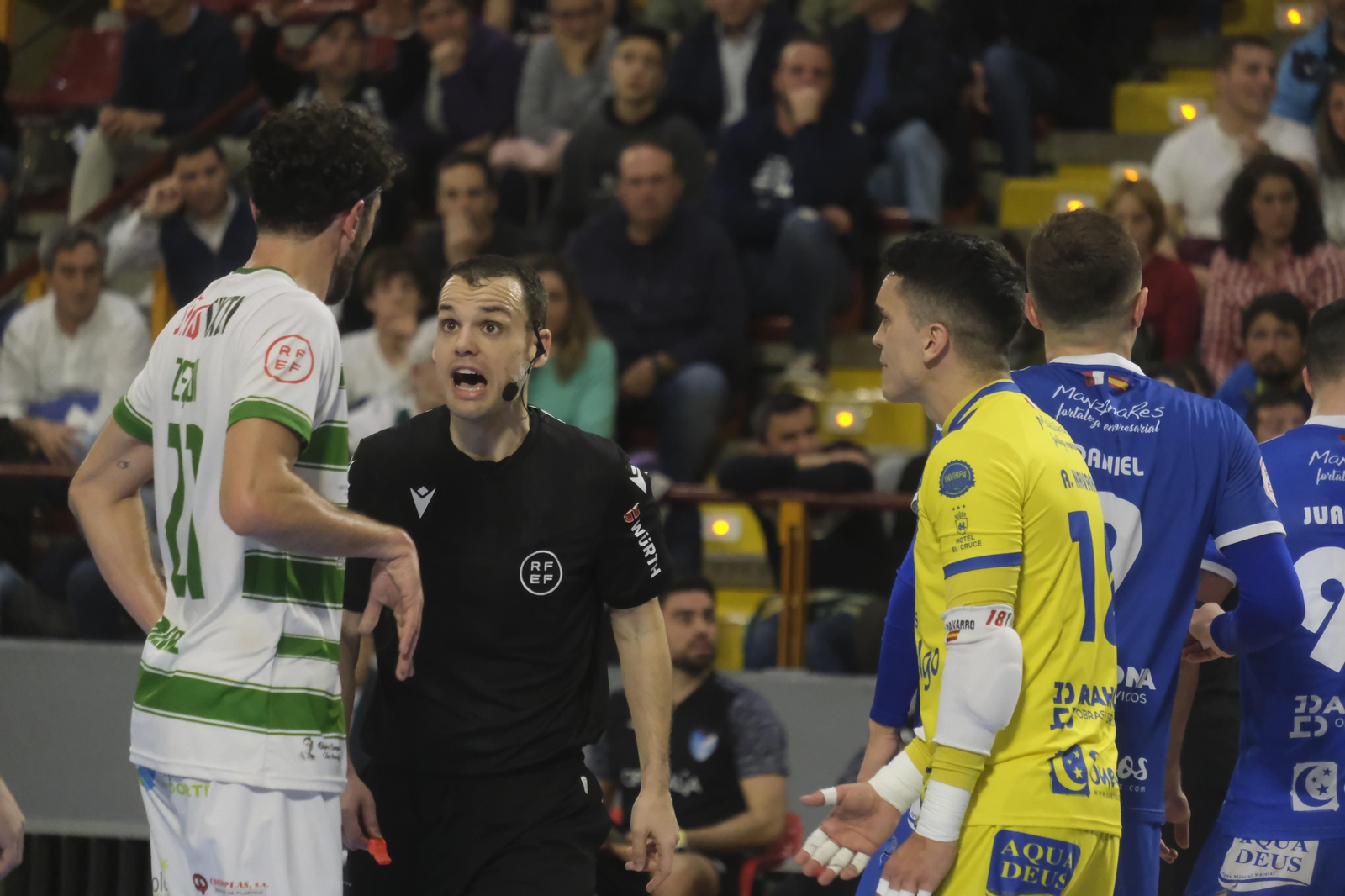 Las mejores fotos del triunfo del Córdoba Futsal ante el Manzanares