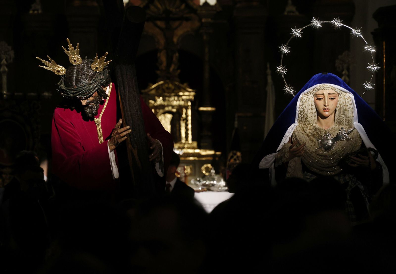 Los mejores momentos del Viernes de Dolores en Málaga, en fotos