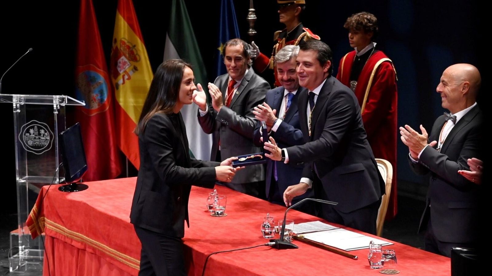 Las imágenes de la entrega de las Medallas de la Ciudad de Córdoba Las imágenes de la entrega de las Medallas de la Ciudad de Córdoba