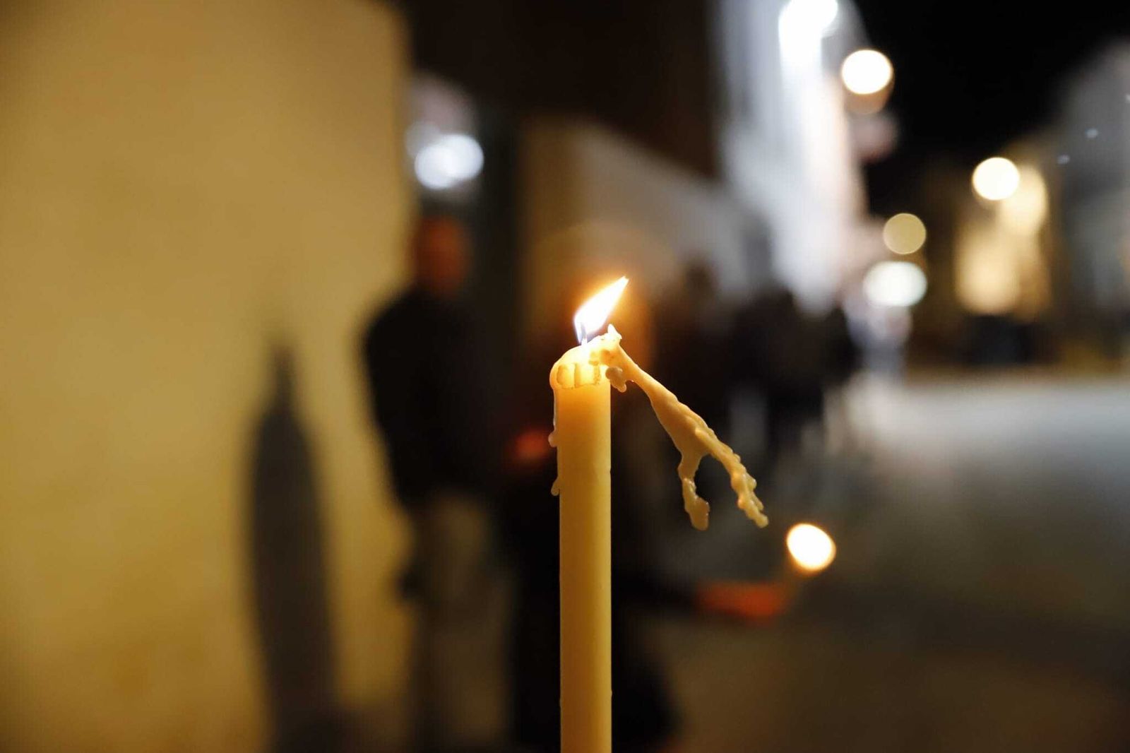 Viernes santo en Villanueva de Córdoba: la procesión de la Soledad en imágenes