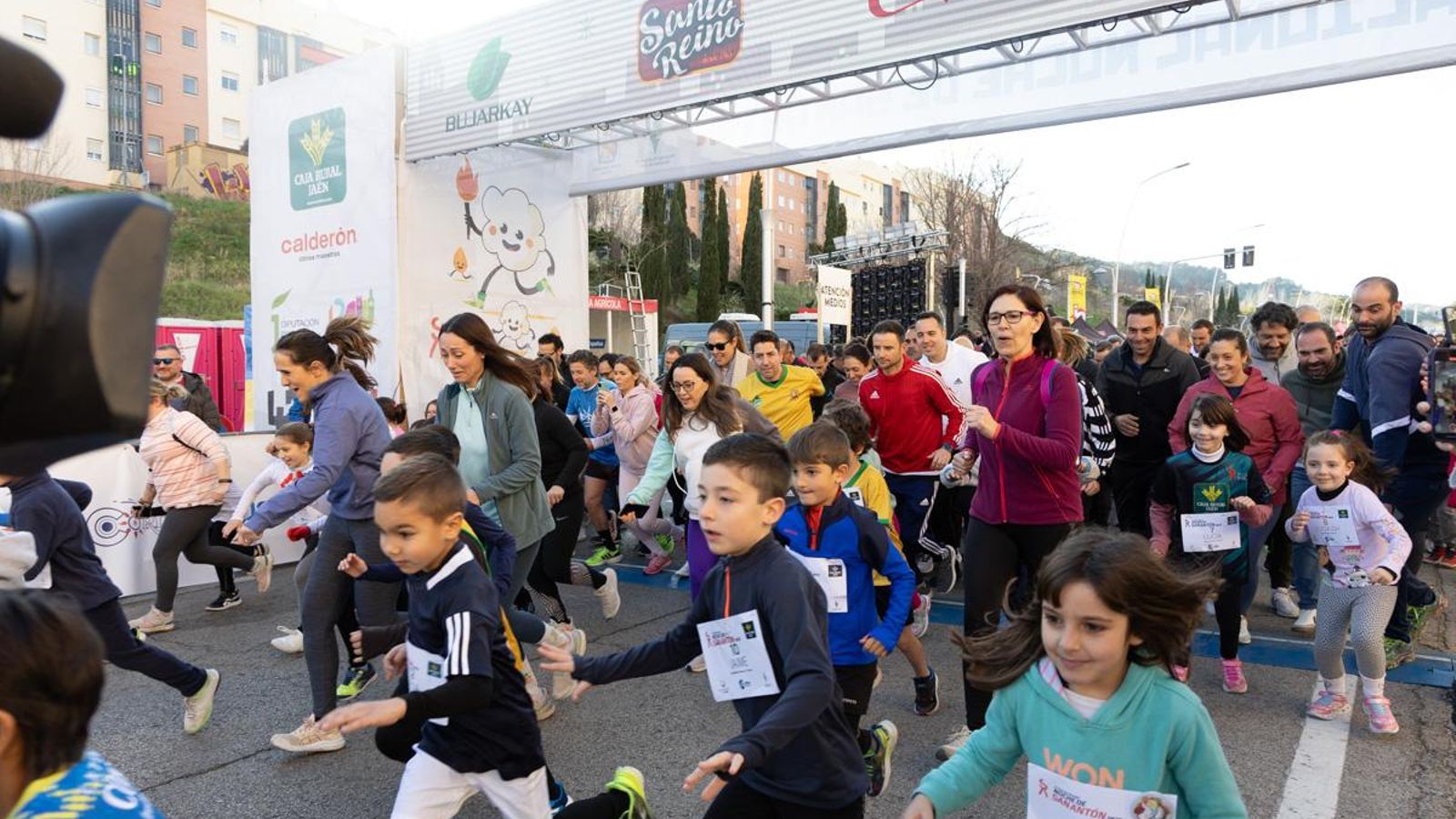 En imágenes: Los niños y niñas de los colegios de Jaén, protagonistas de la San Antón Escolar