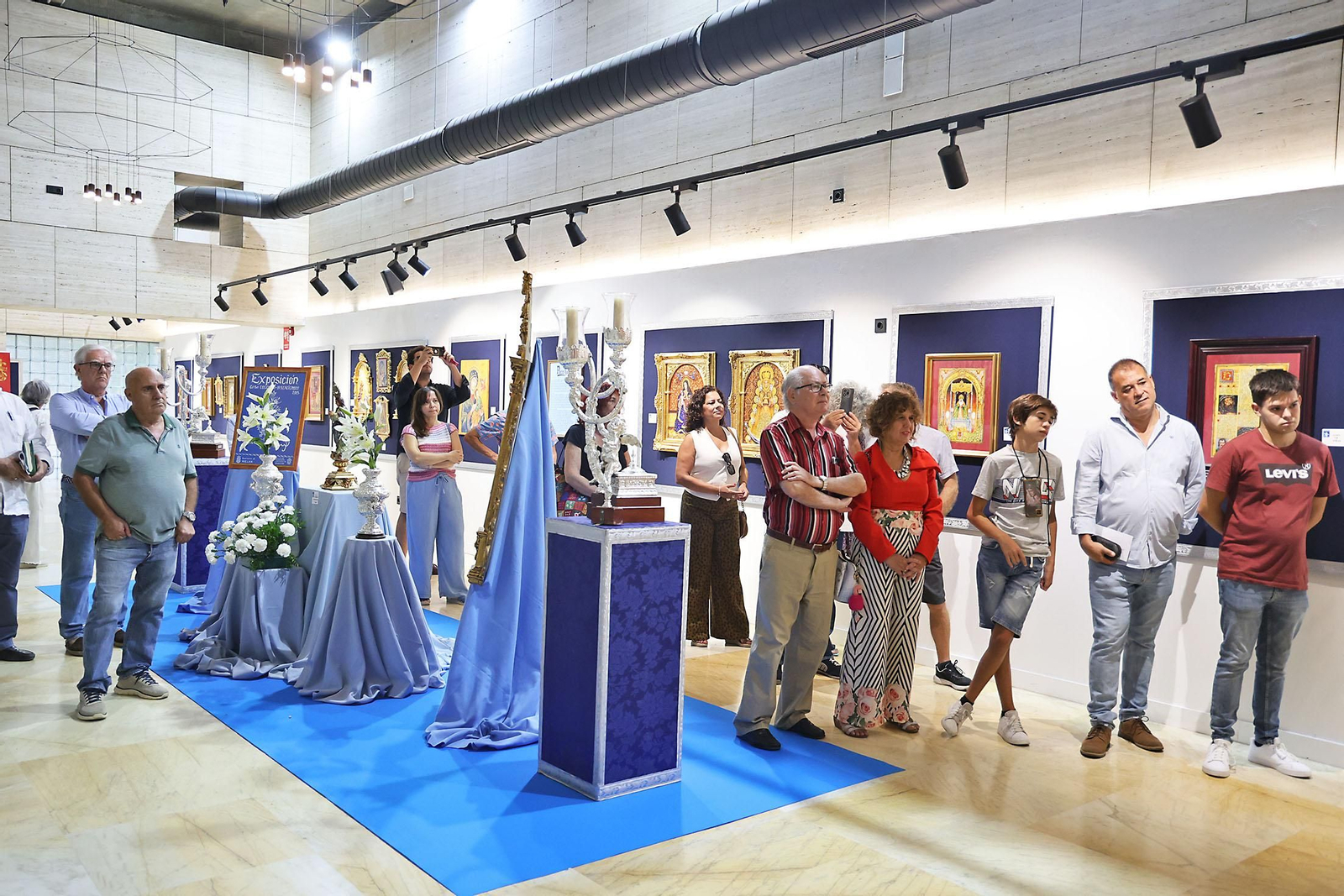 Imágenes de "Gratia Plena" exposición de Paco Llonís