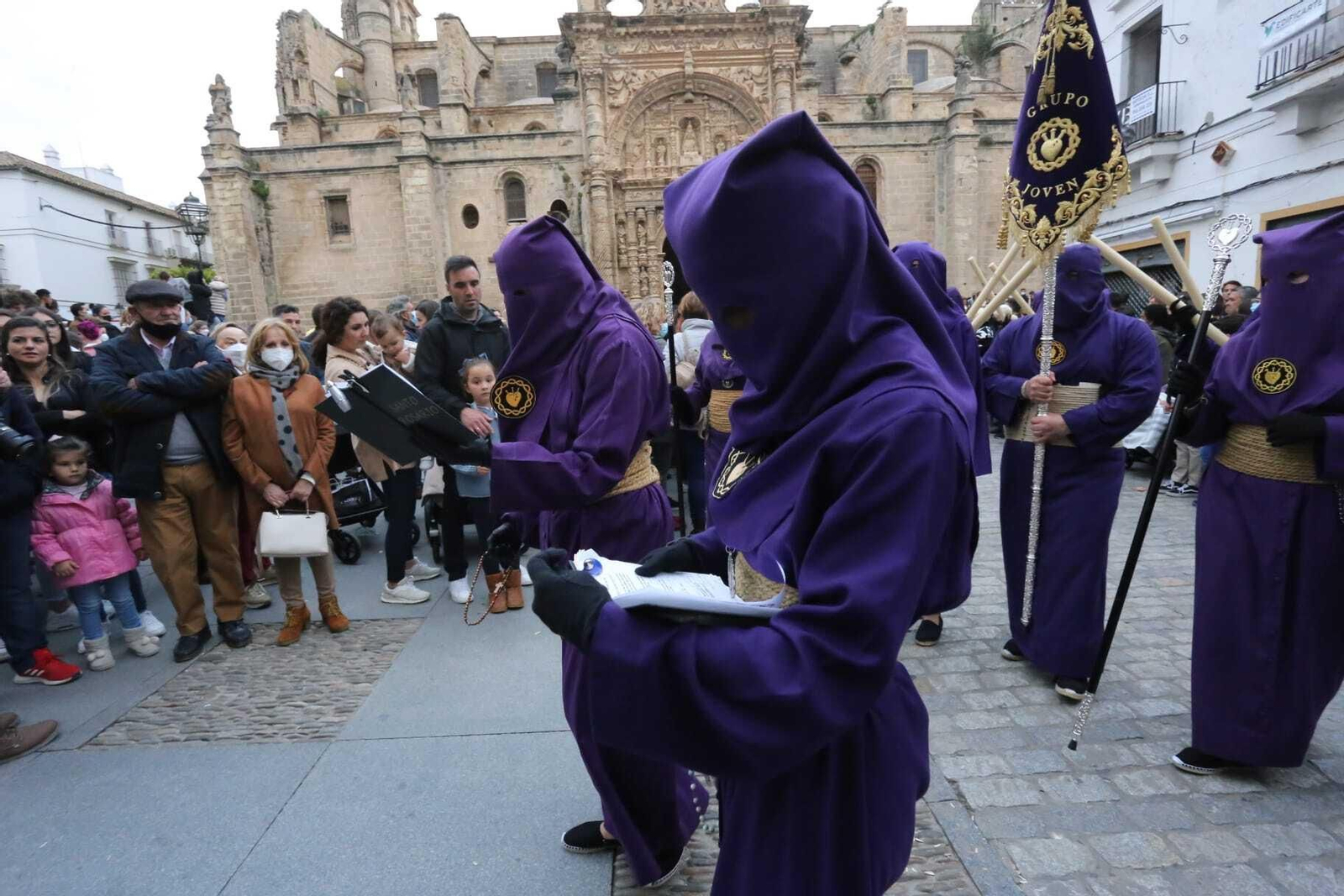 Martes Santo en El Puerto: Las imágenes del Cautivo y Dolor y Sacrificio
