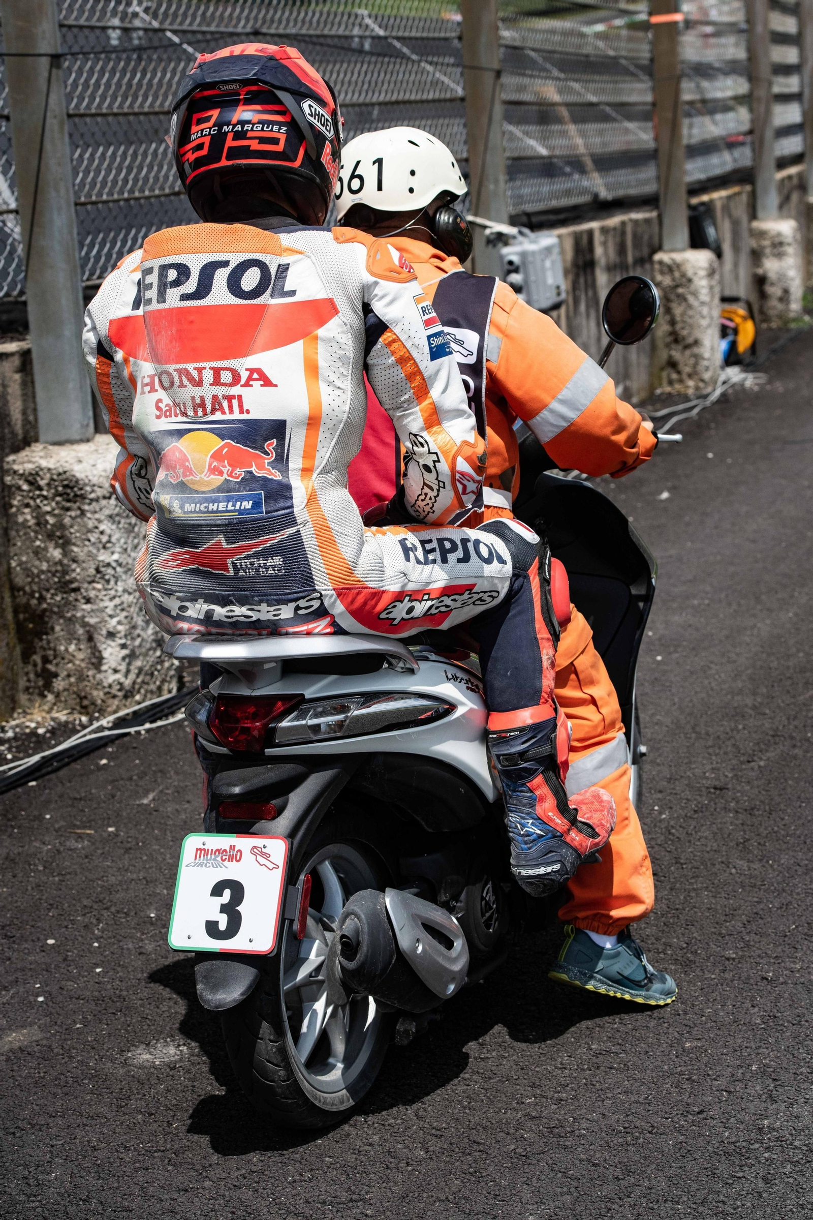 Márquez se cayó cinco veces en 48 horas en Sachsenring.