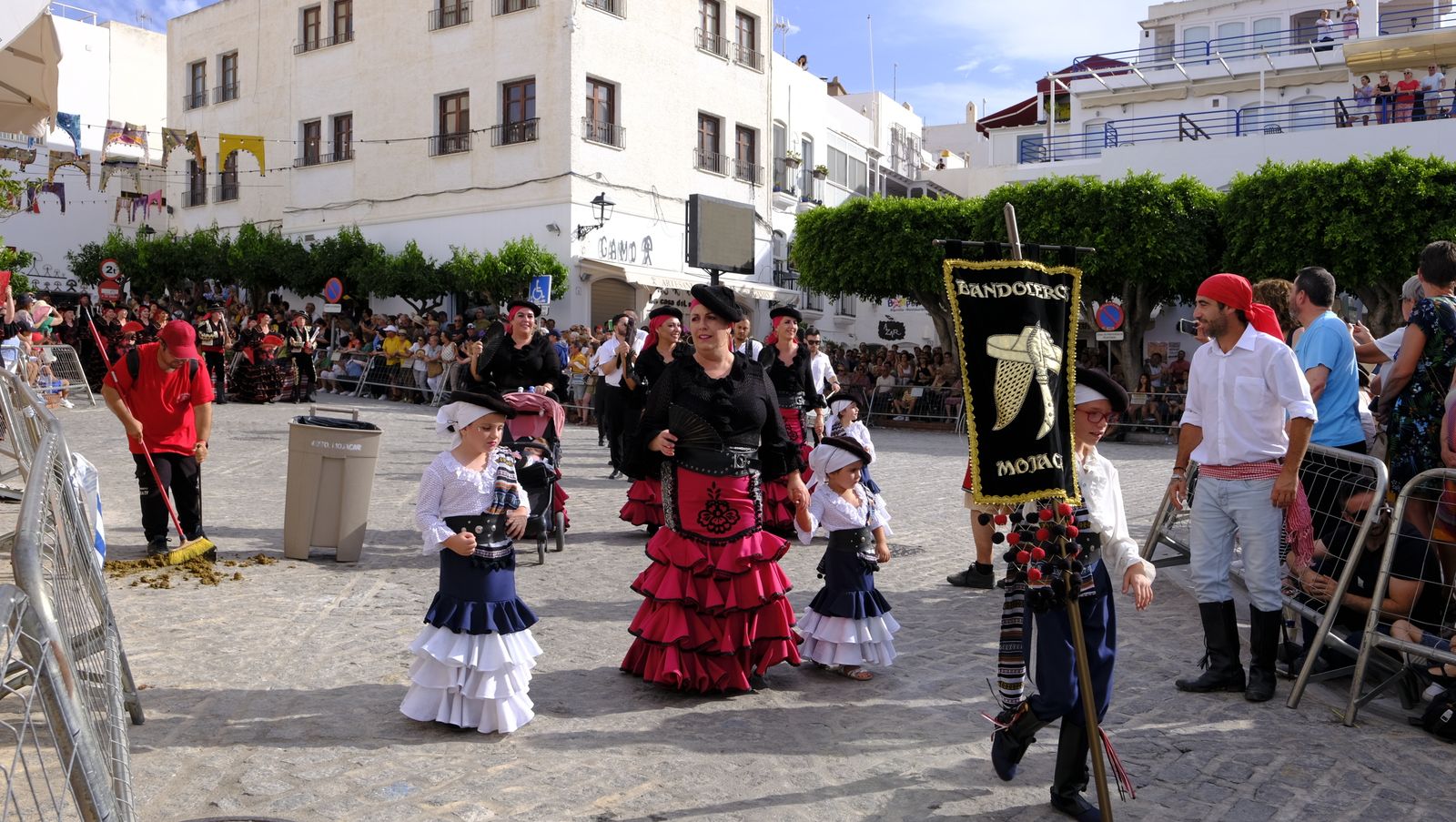 Imágenes del desfile de Moros y Cristianos 2023, en Mojácar