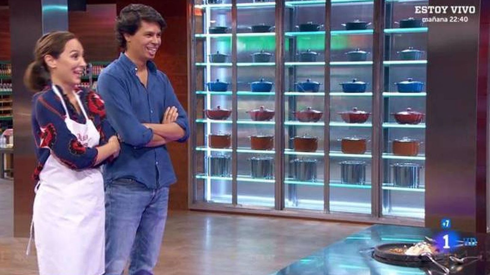 Álvaro, en 'MasterChef' con su prima Tamara Falcó.